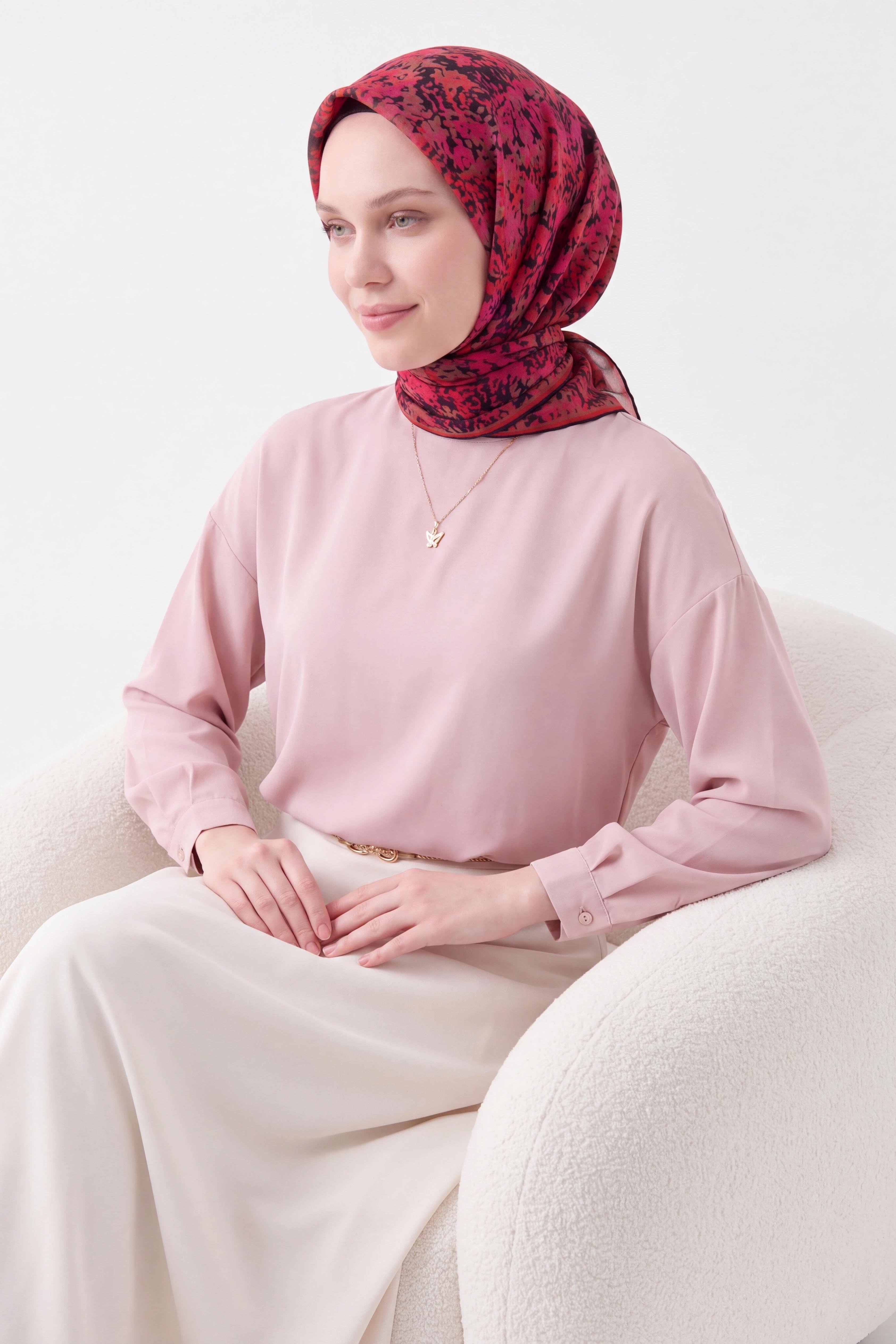 73166-07Soft Eşarp Autumn Bloom Siyah