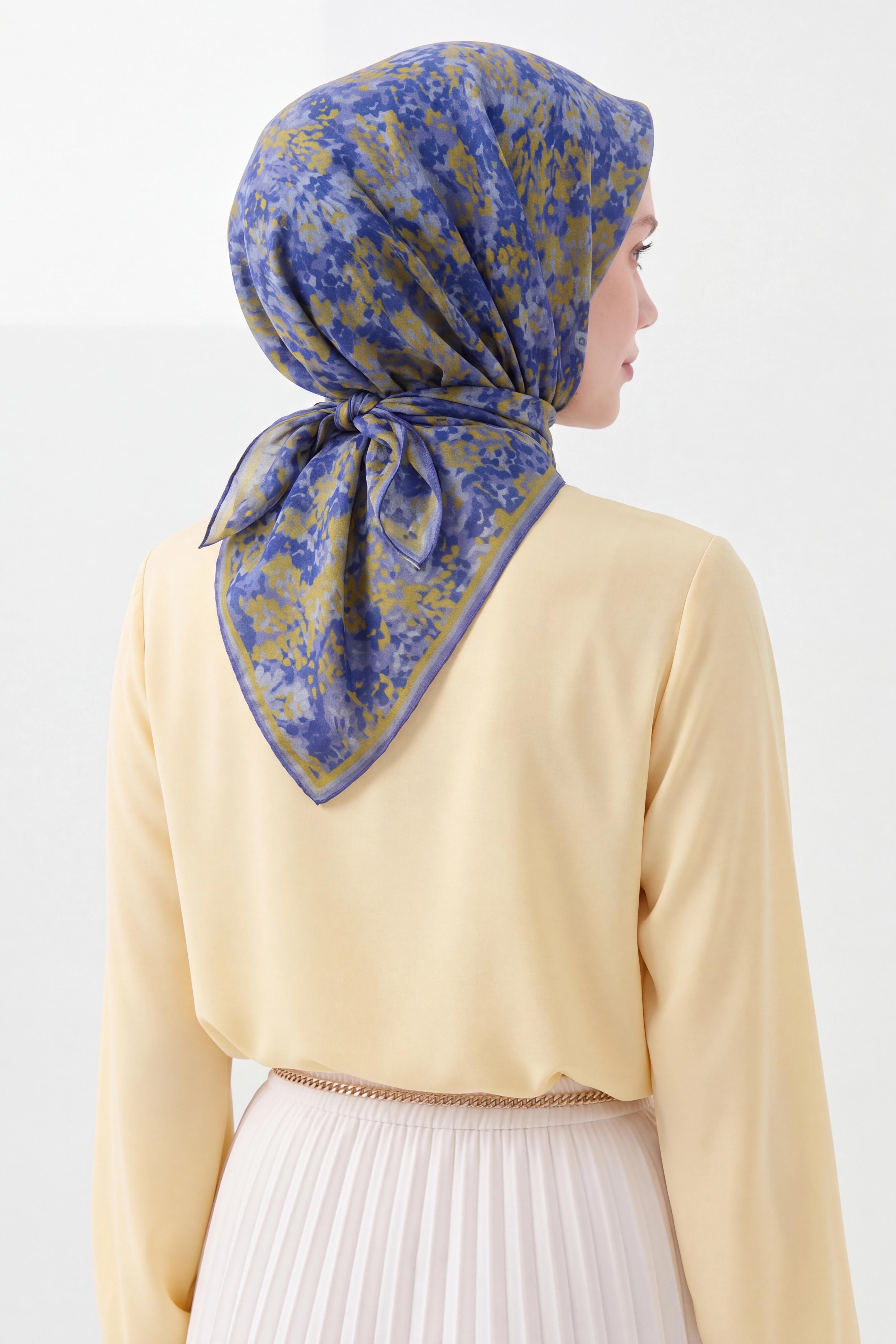 73166-09Soft Eşarp Autumn Bloom Mor