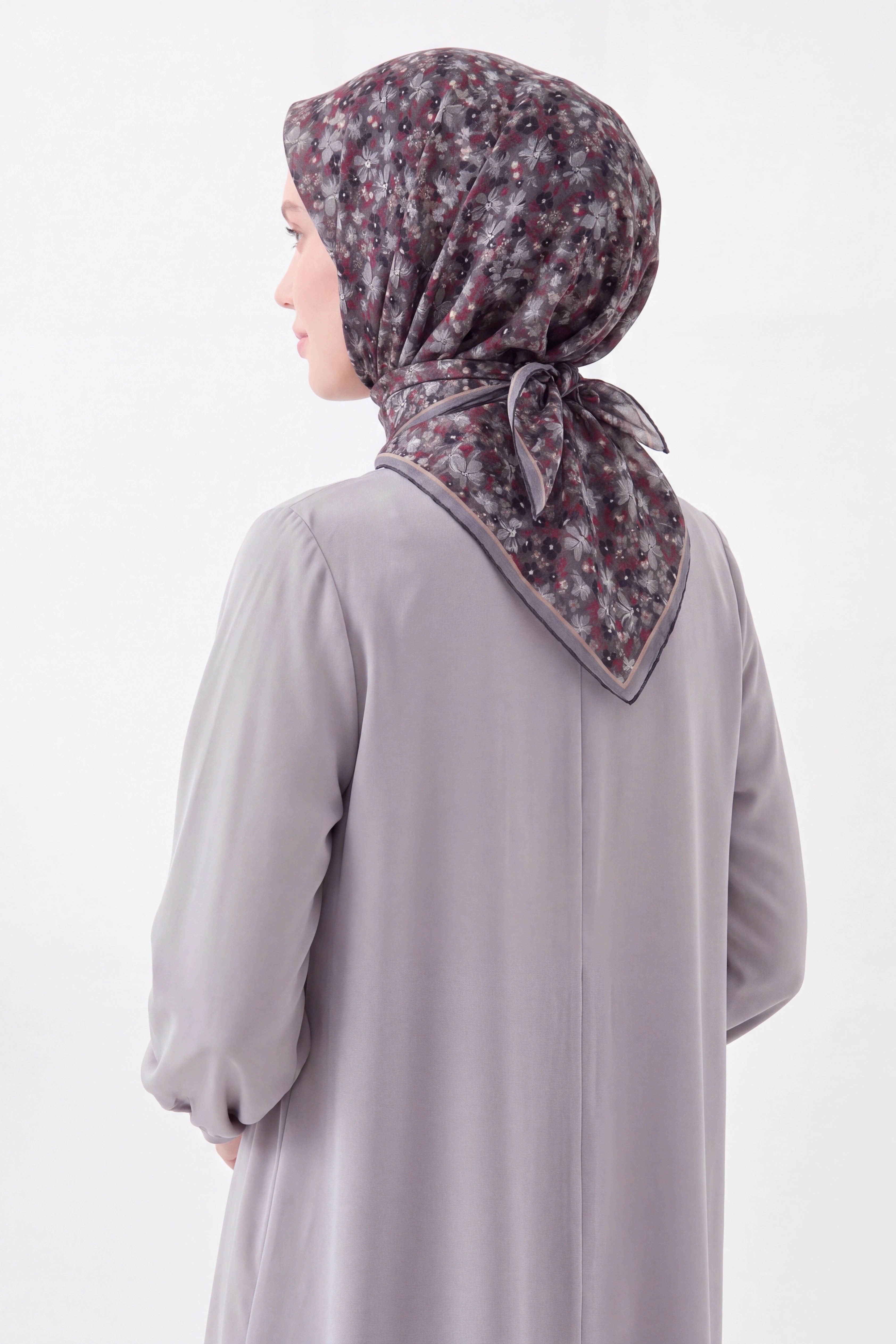 73168-08Soft Eşarp Mini Floral Füme