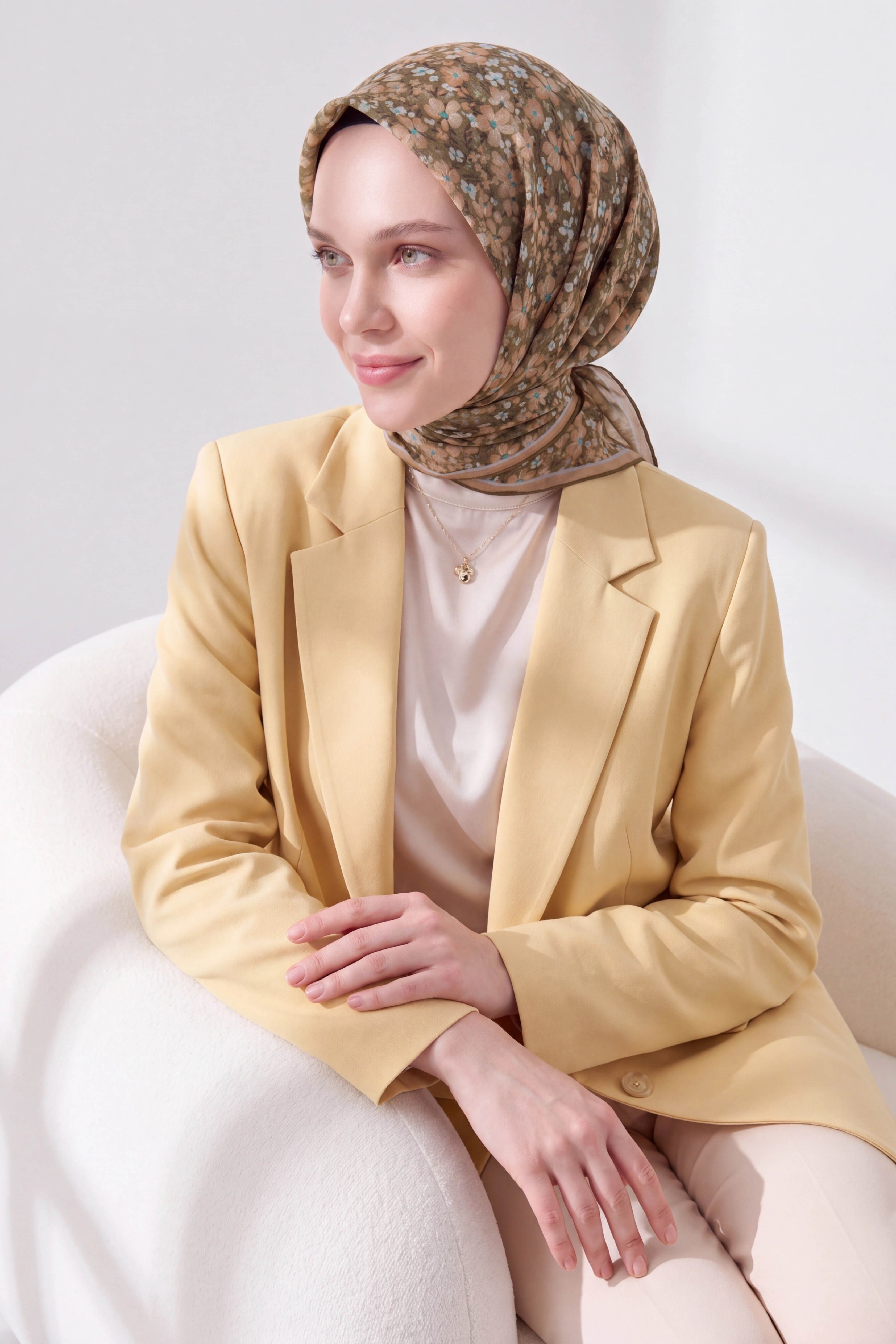 73168-15Soft Eşarp Mini Floral Haki