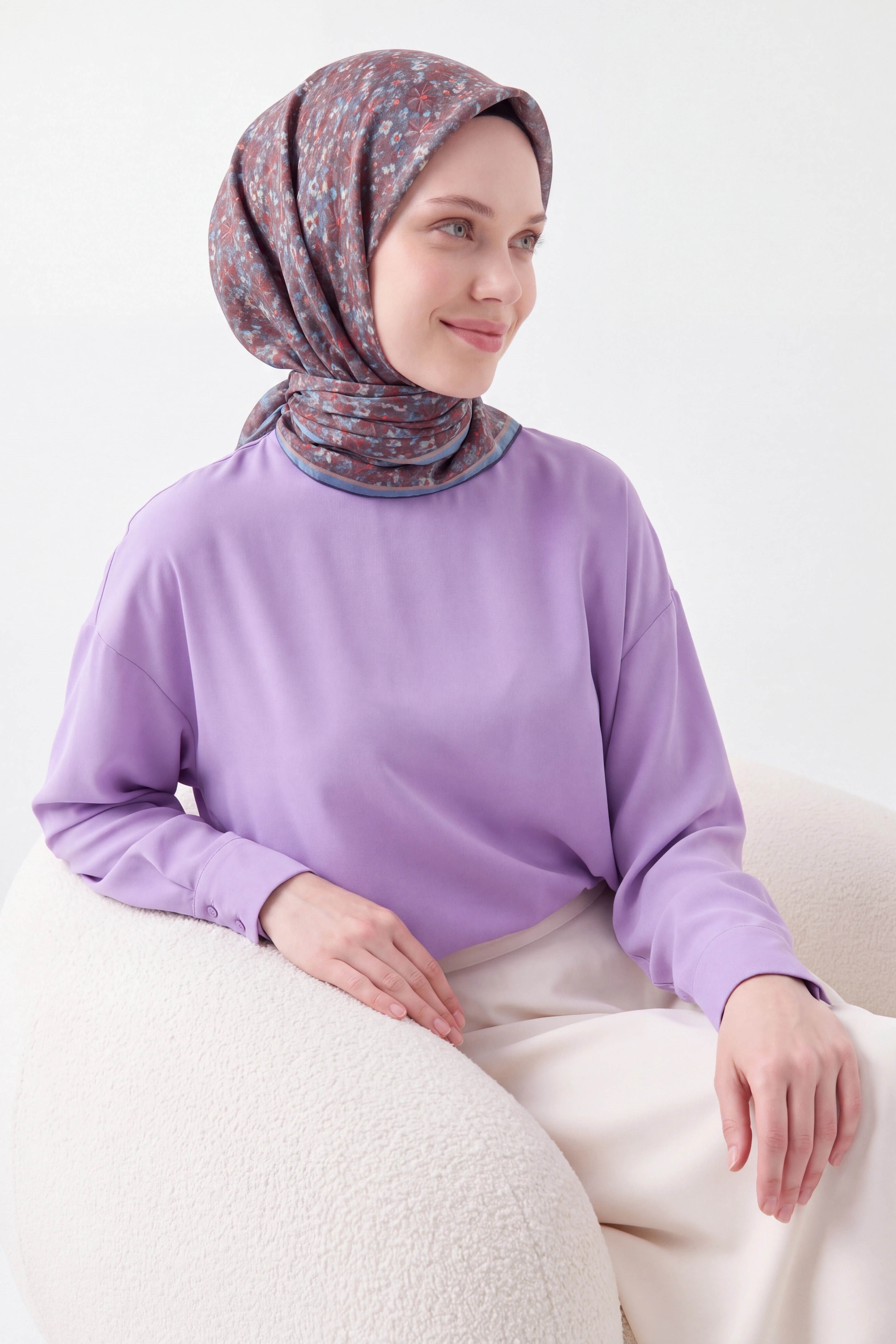 73168-18Soft Eşarp Mini Floral Mavi Gri