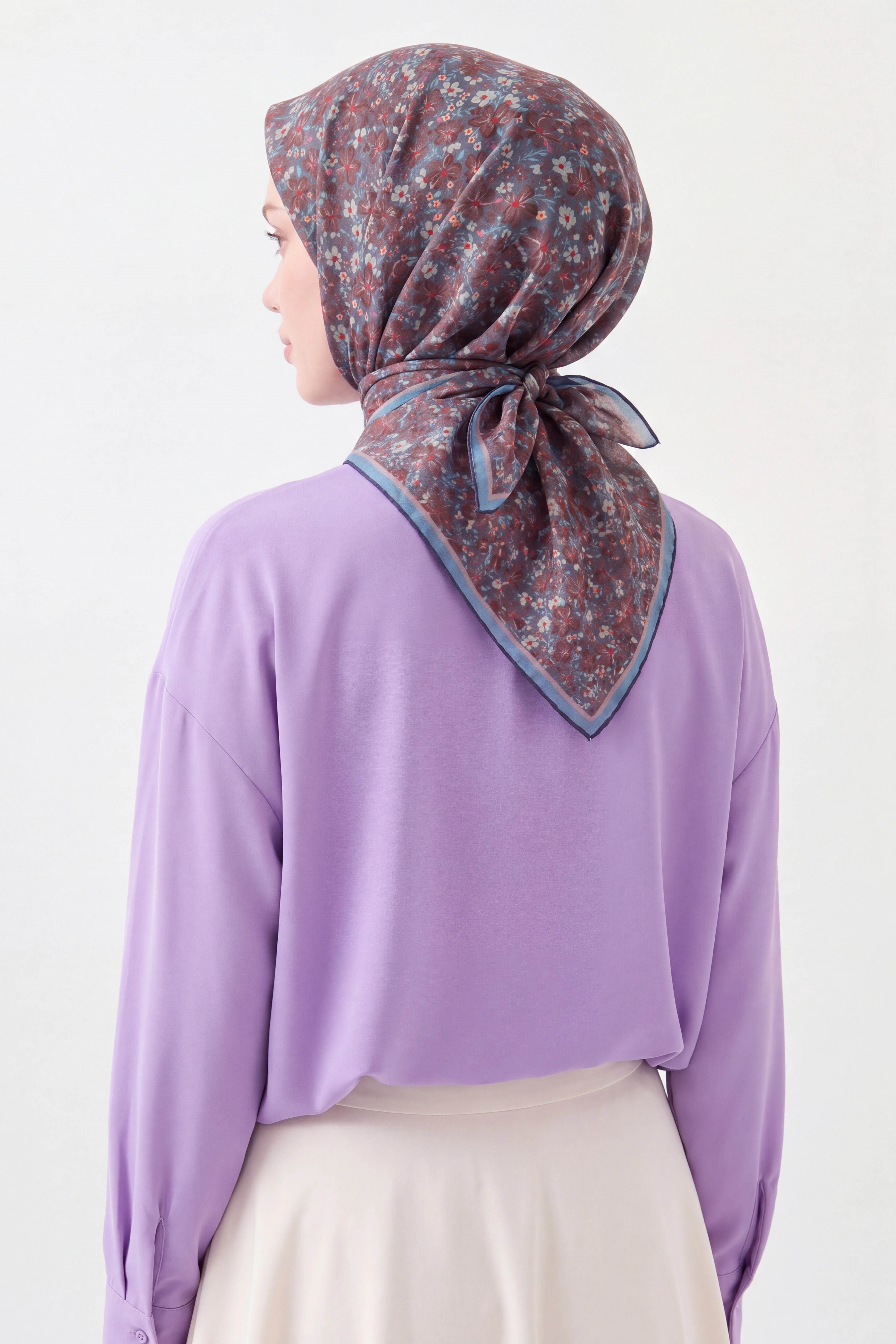 73168-18Soft Eşarp Mini Floral Mavi Gri