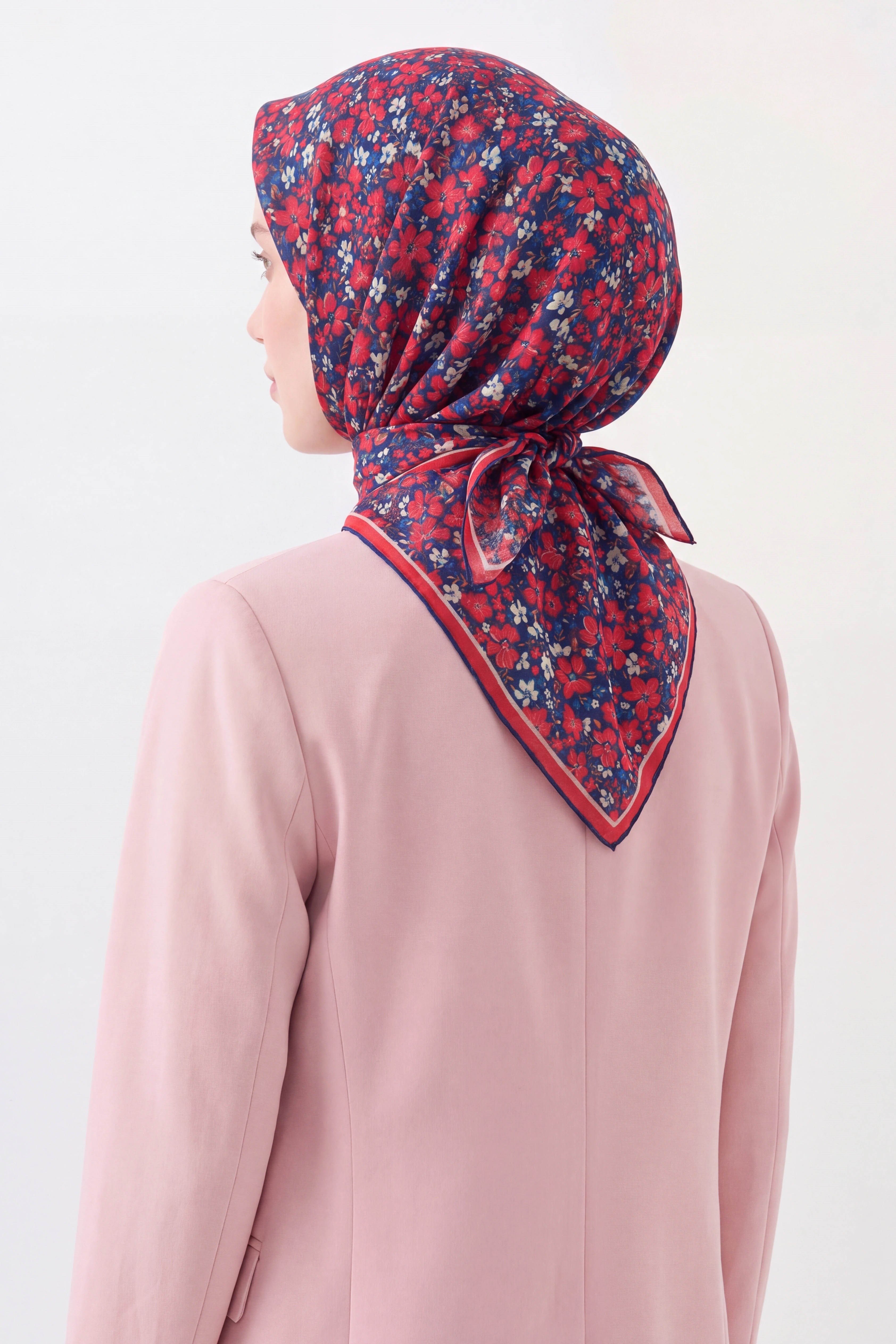 73168-20Soft Eşarp Mini Floral Lacivert