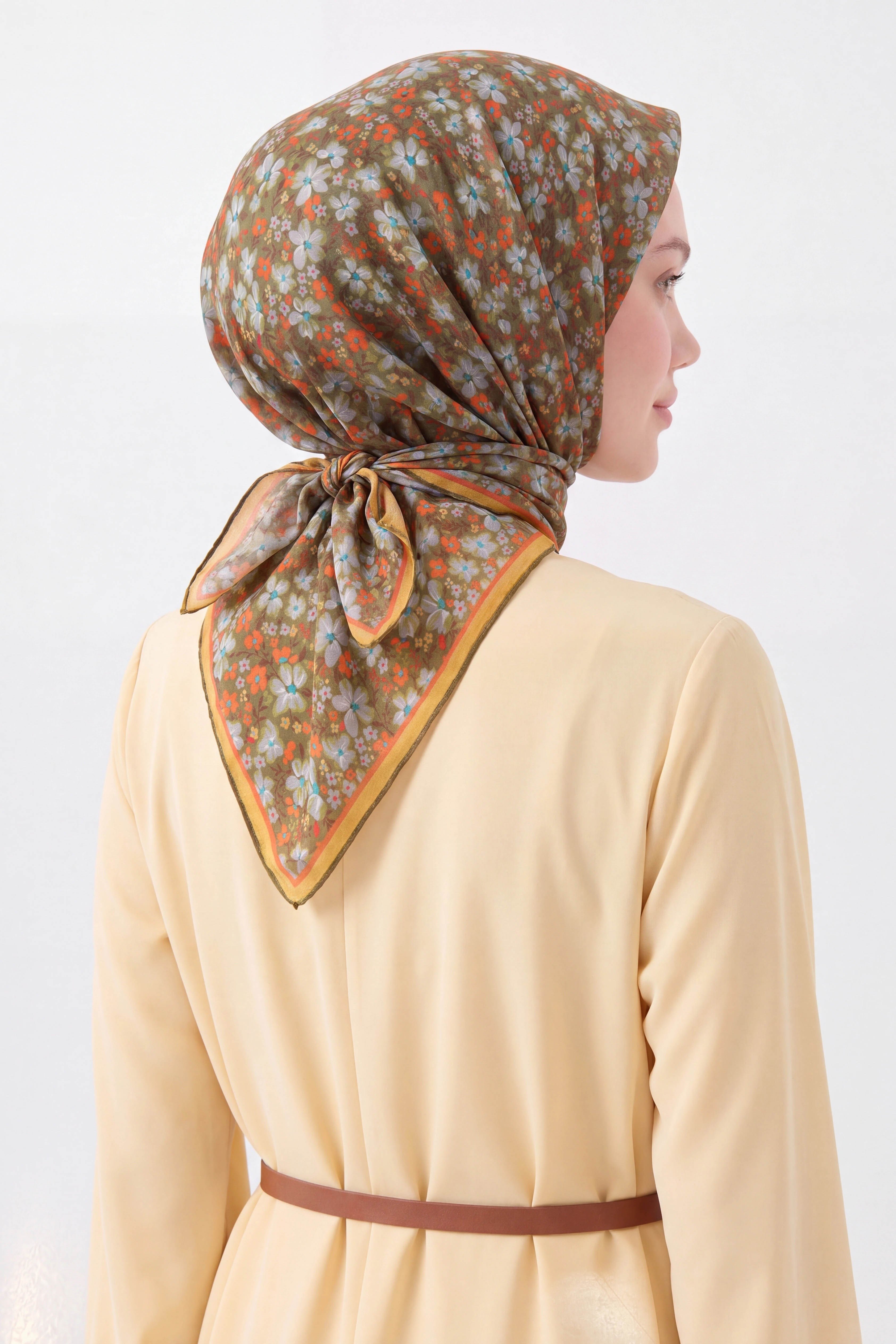 73168-21Soft Eşarp Mini Floral Yeşil
