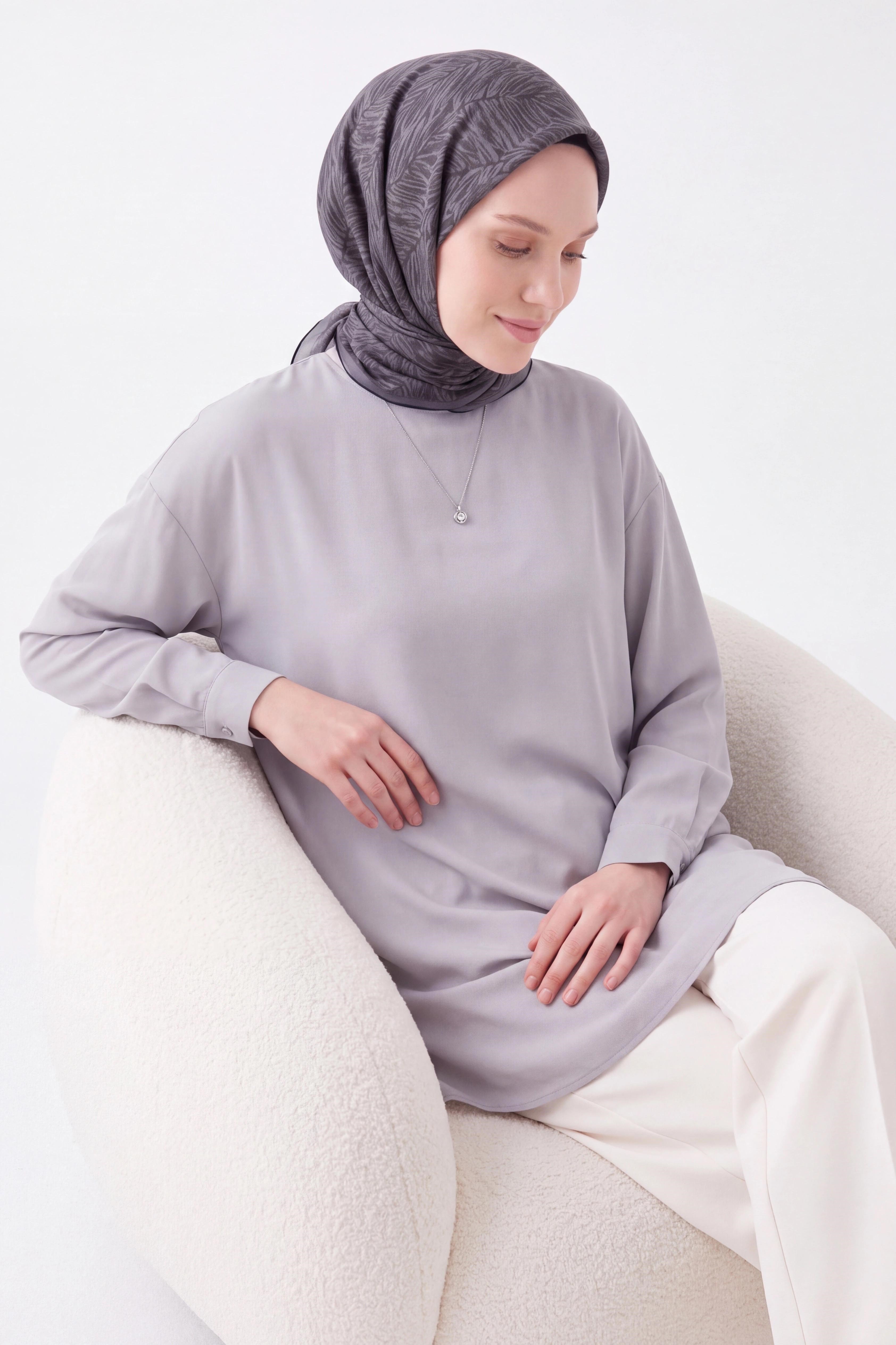 73169-02Soft Eşarp Petra Siyah