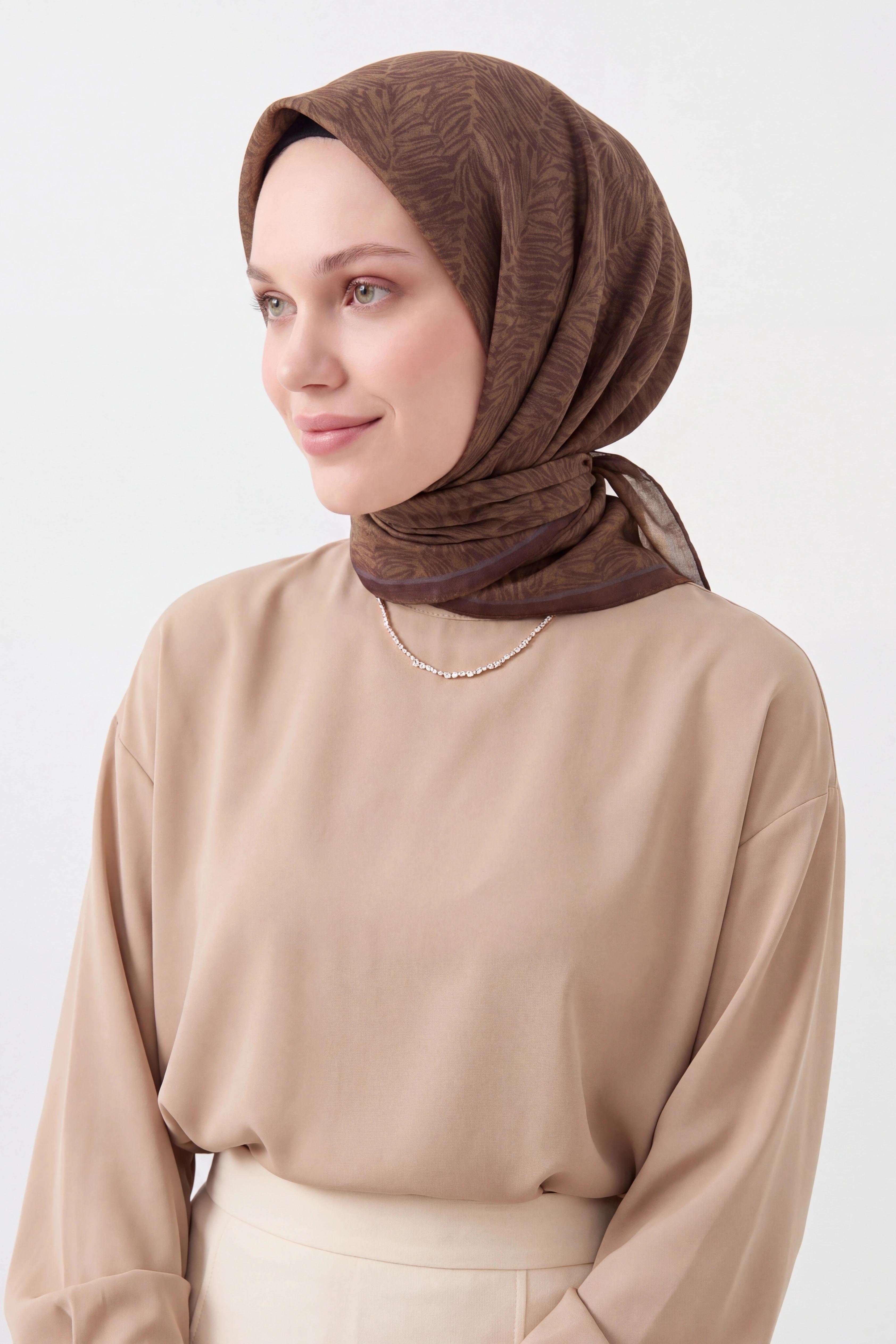 73169-03Soft Eşarp Petra Yeşil Kahve