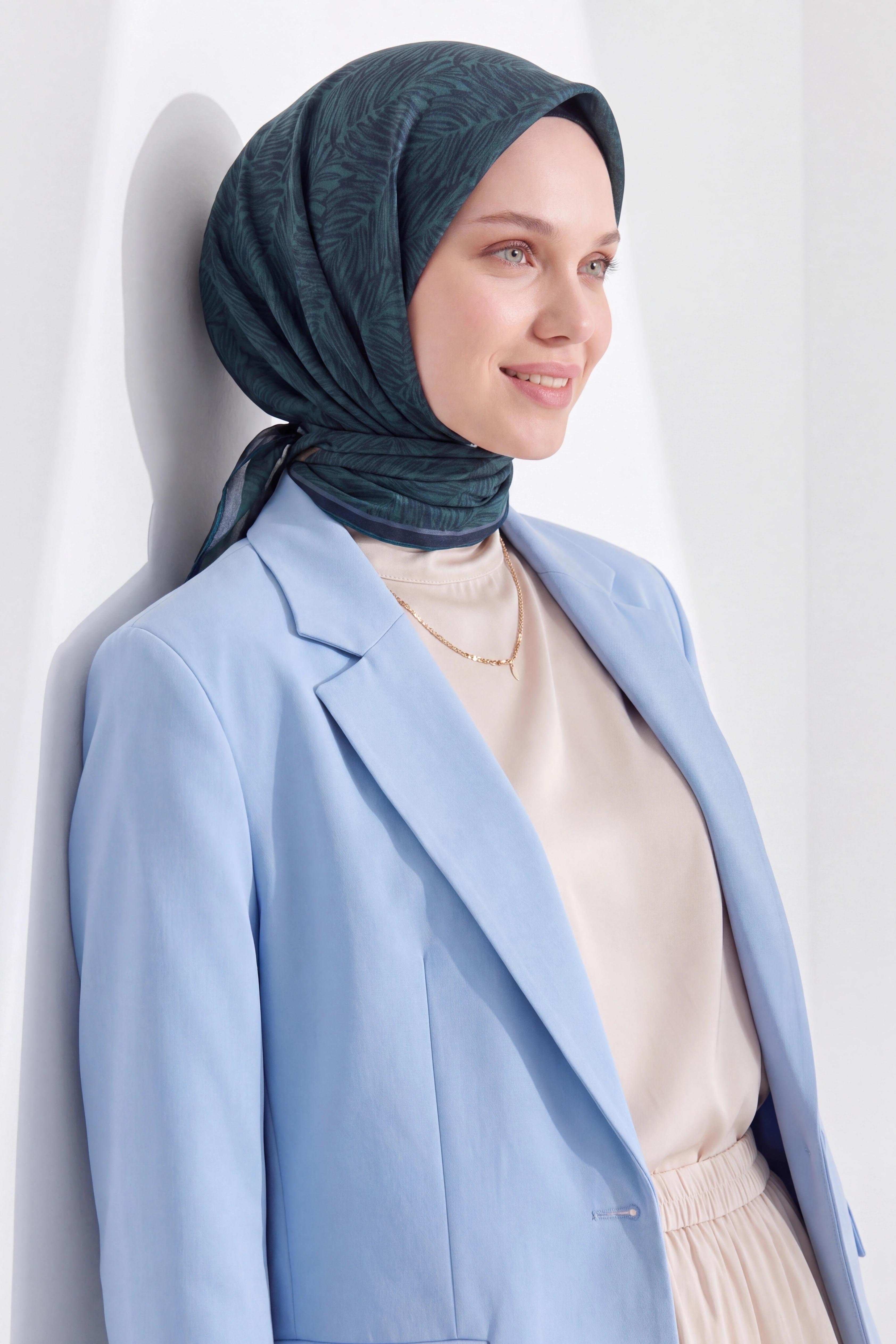 73169-11Soft Eşarp Petra Koyu Turkuaz