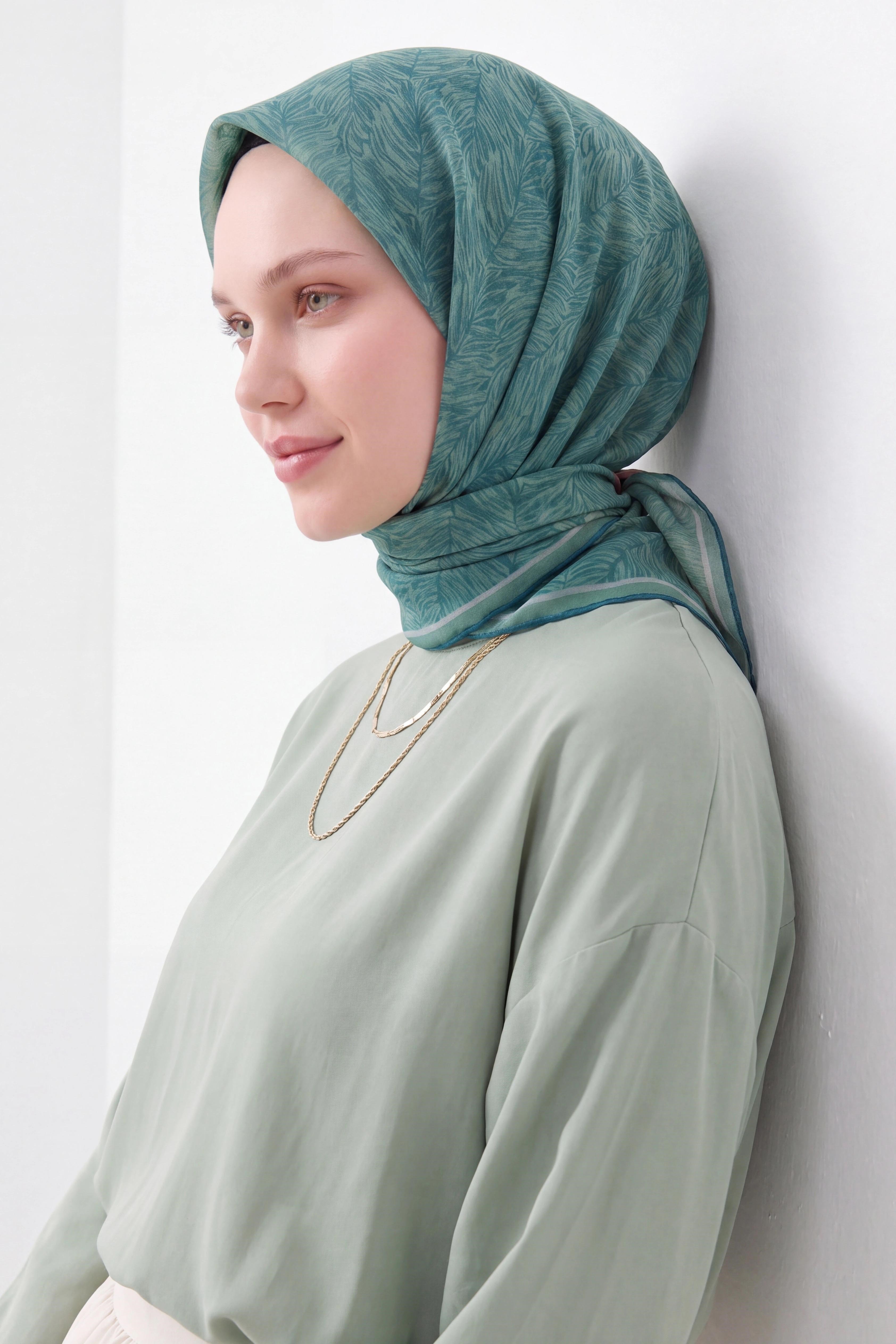 73169-13Soft Eşarp Petra Yeşil