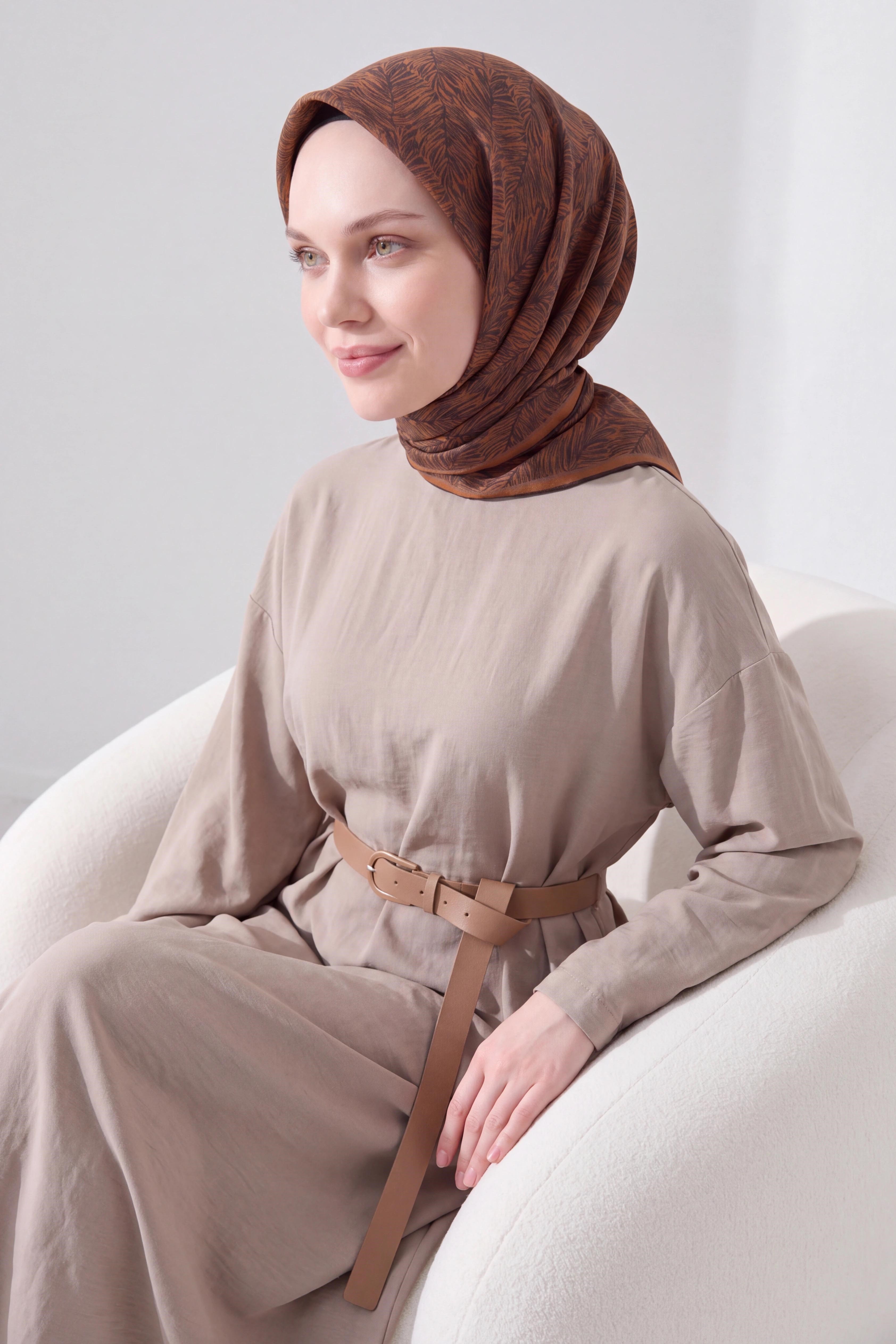 73169-16Soft Eşarp Petra Koyu Turuncu
