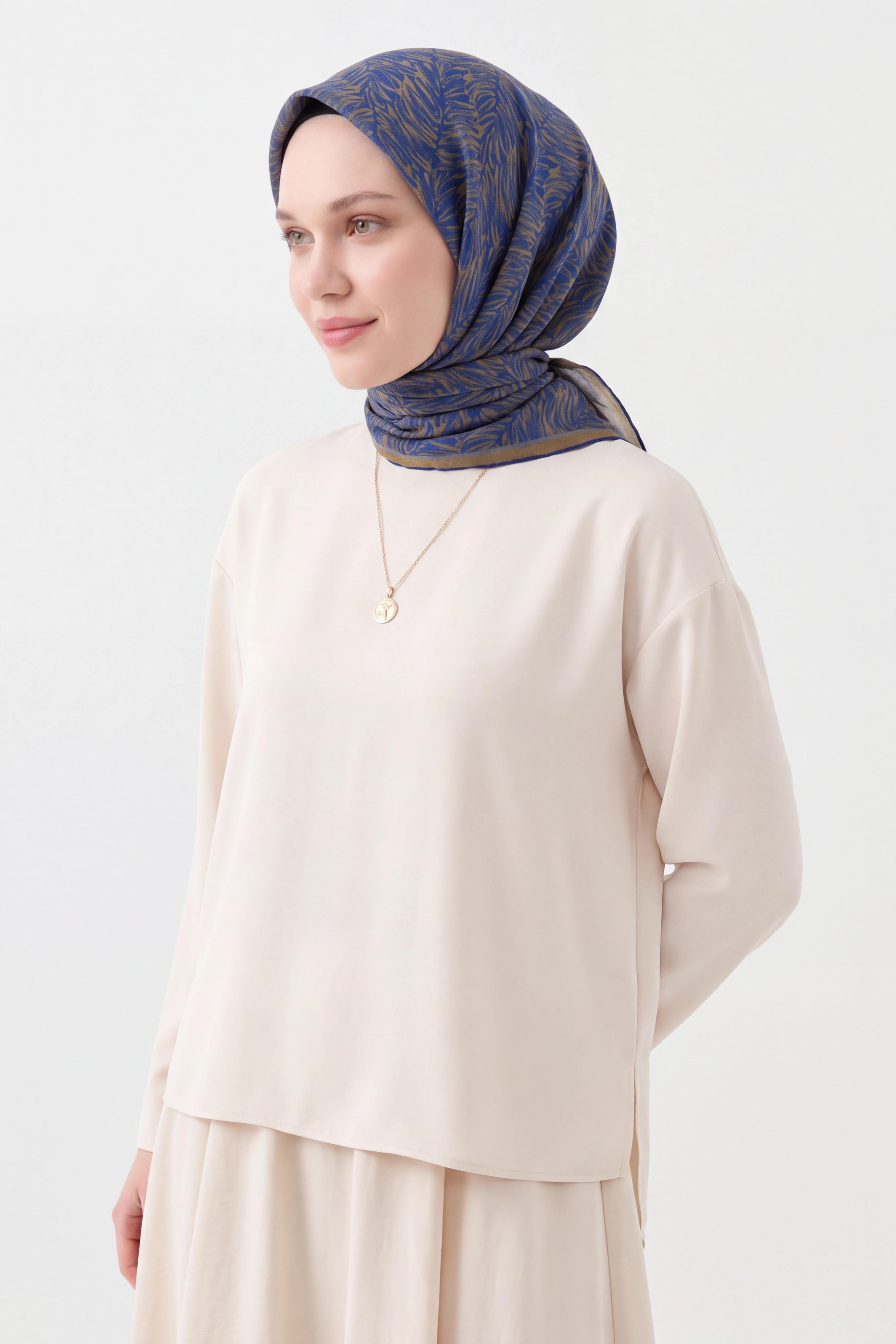 73169-19Soft Eşarp Petra Saks Mavisi