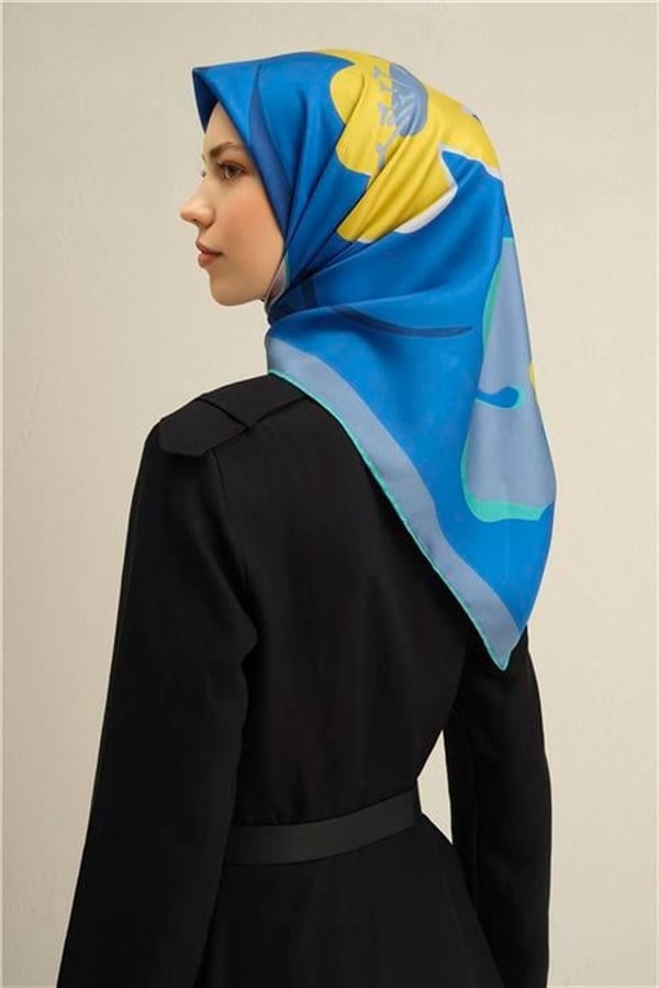 Armine Çiçek Desenli Saf İpek Twill Eşarp 9317D 84