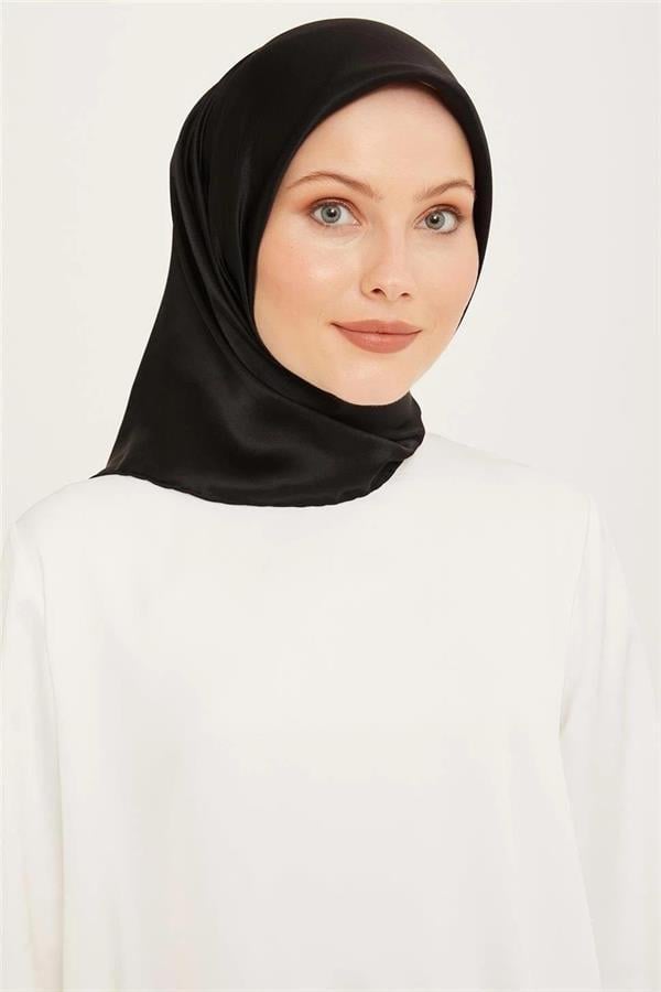 Armine Nostalji Serisi Sura İpek Eşarp 0010-01NS