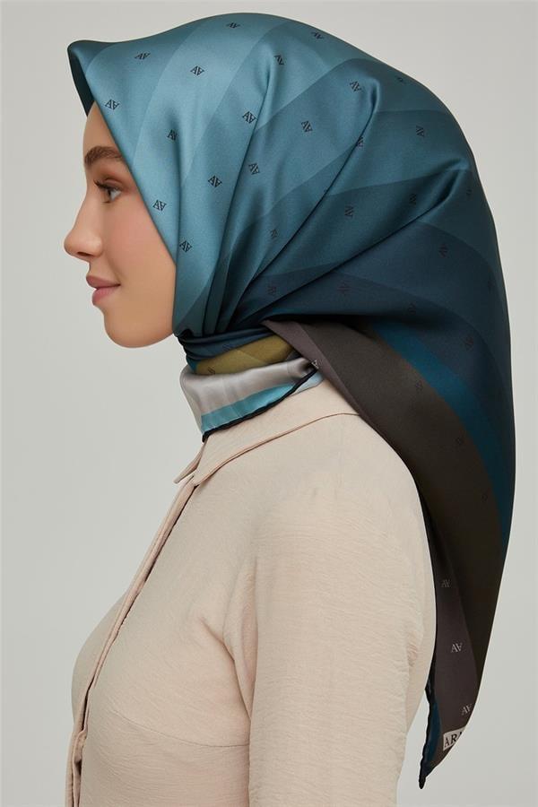 Armine Nostalji Serisi Sura İpek Eşarp 8652-86S