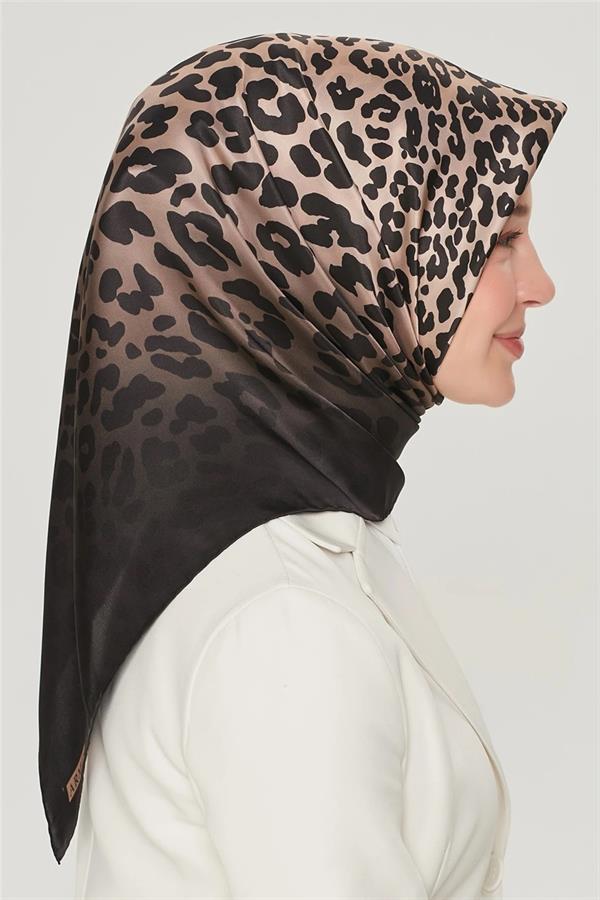 Armine Nostalji Serisi Sura İpek Eşarp 8550-44