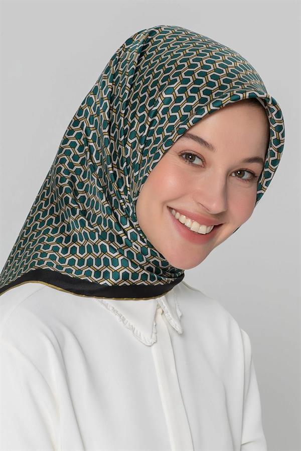 Armine Nostalji Serisi Sura İpek Eşarp 8401-82