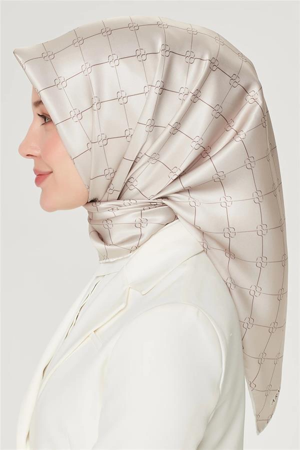 Armine Nostalji Serisi Sura İpek Eşarp 8555-02