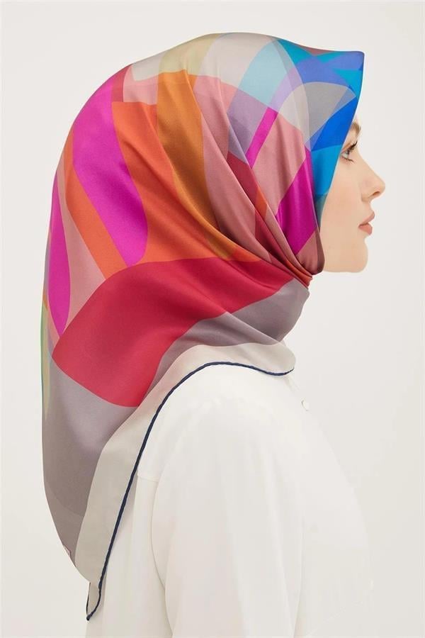 Armine Nostalji Serisi Twill İpek Eşarp 8901-01NT