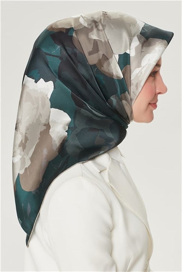 Armine Sura İpek Eşarp 21Y8534 82