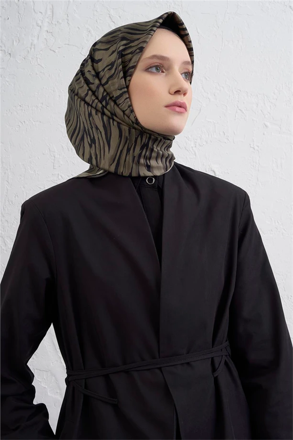 Armine Sura İpek Eşarp 9435-40