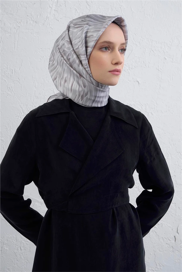 Armine Sura İpek Eşarp 9435-41