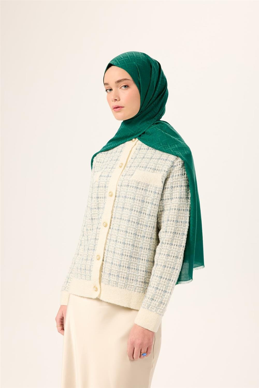 Pamuk Polyester Liva Şal Yeşil Düz Tok Duruşlu 90X200