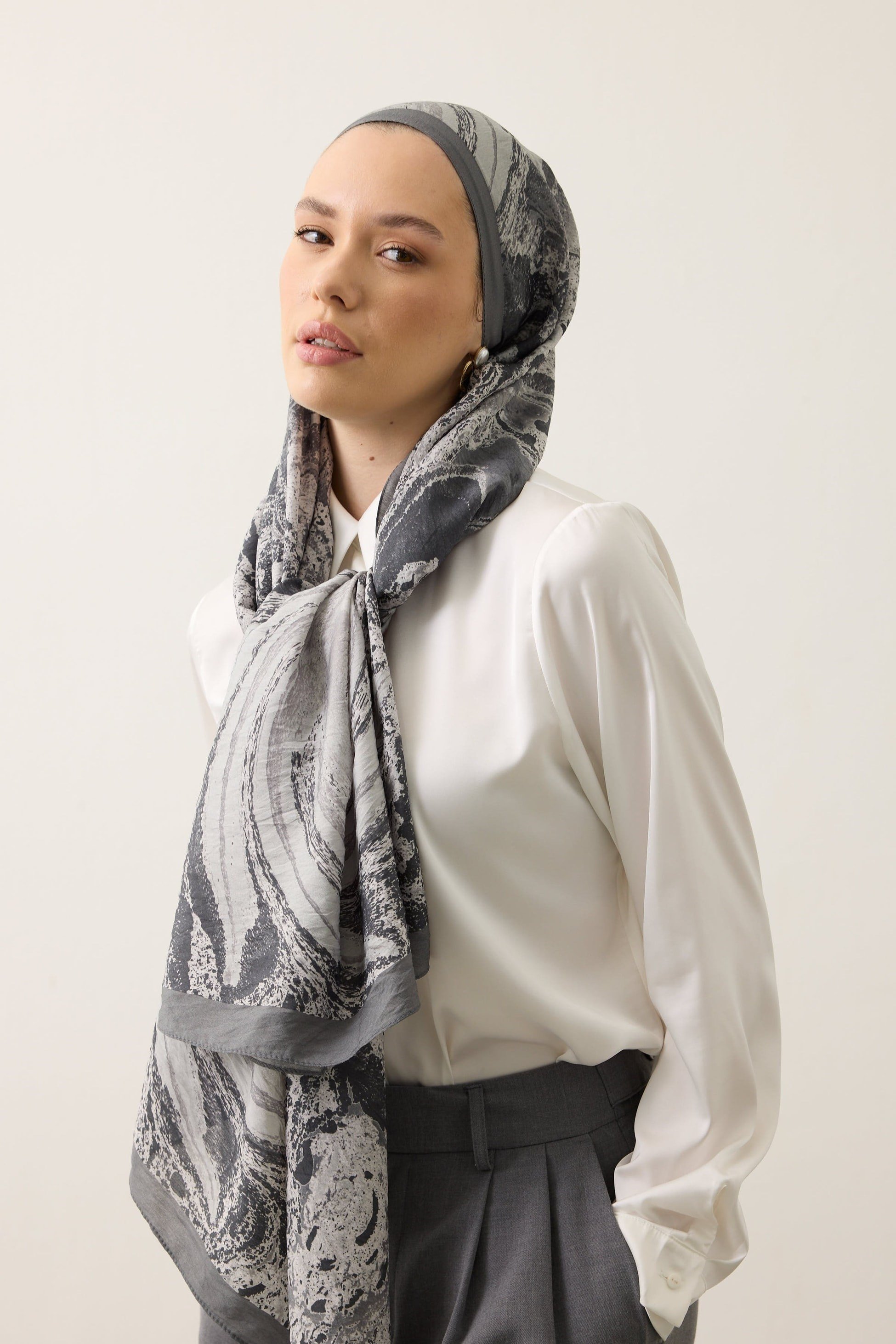 Seren Şal 4001