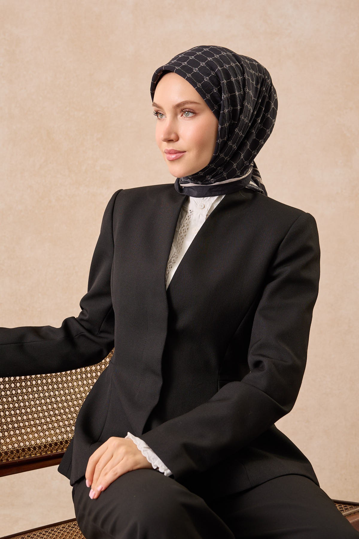 Silkhome Olinda Eşarp Siyah