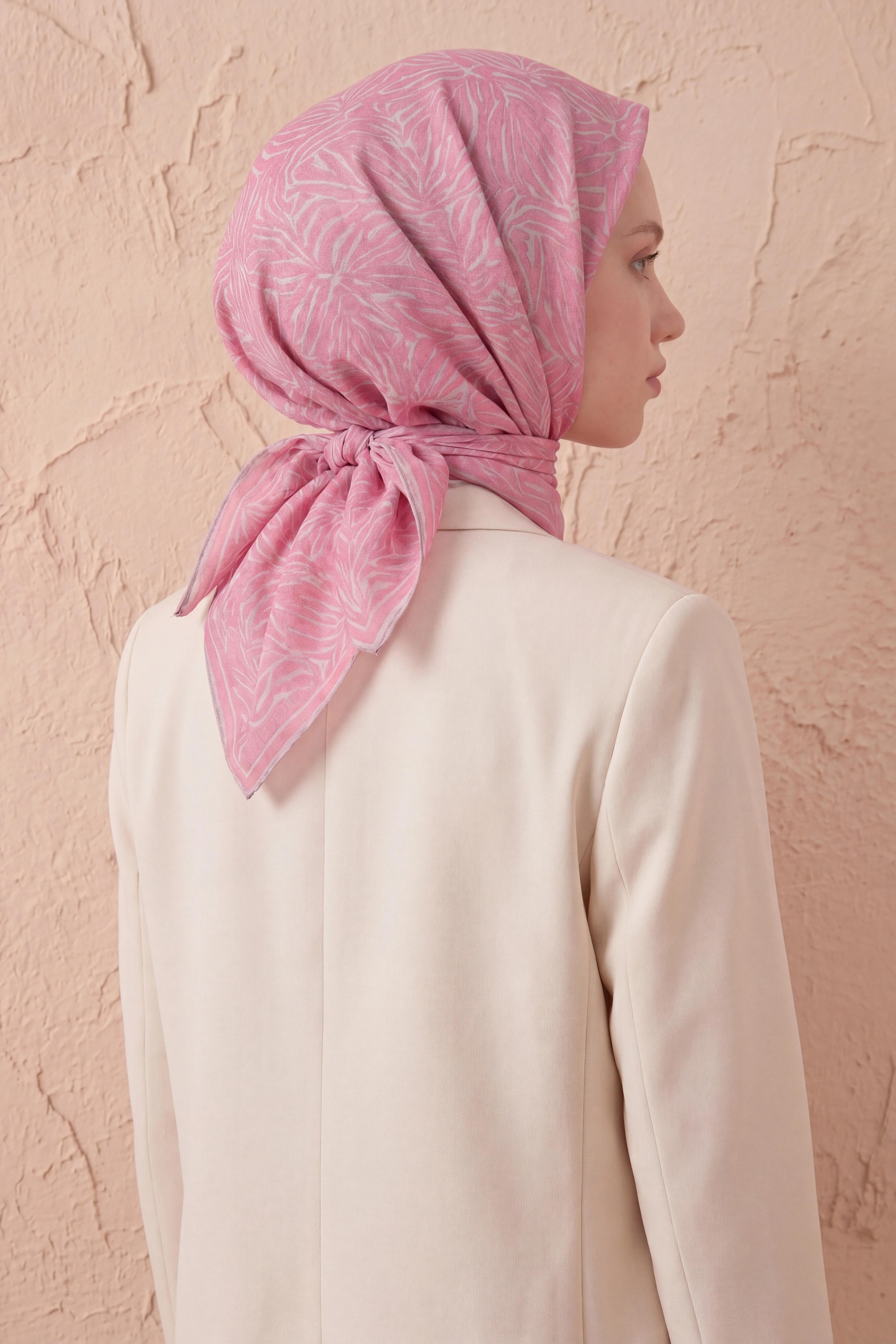 Soft Eşarp Lina Flora Pembe 90x90