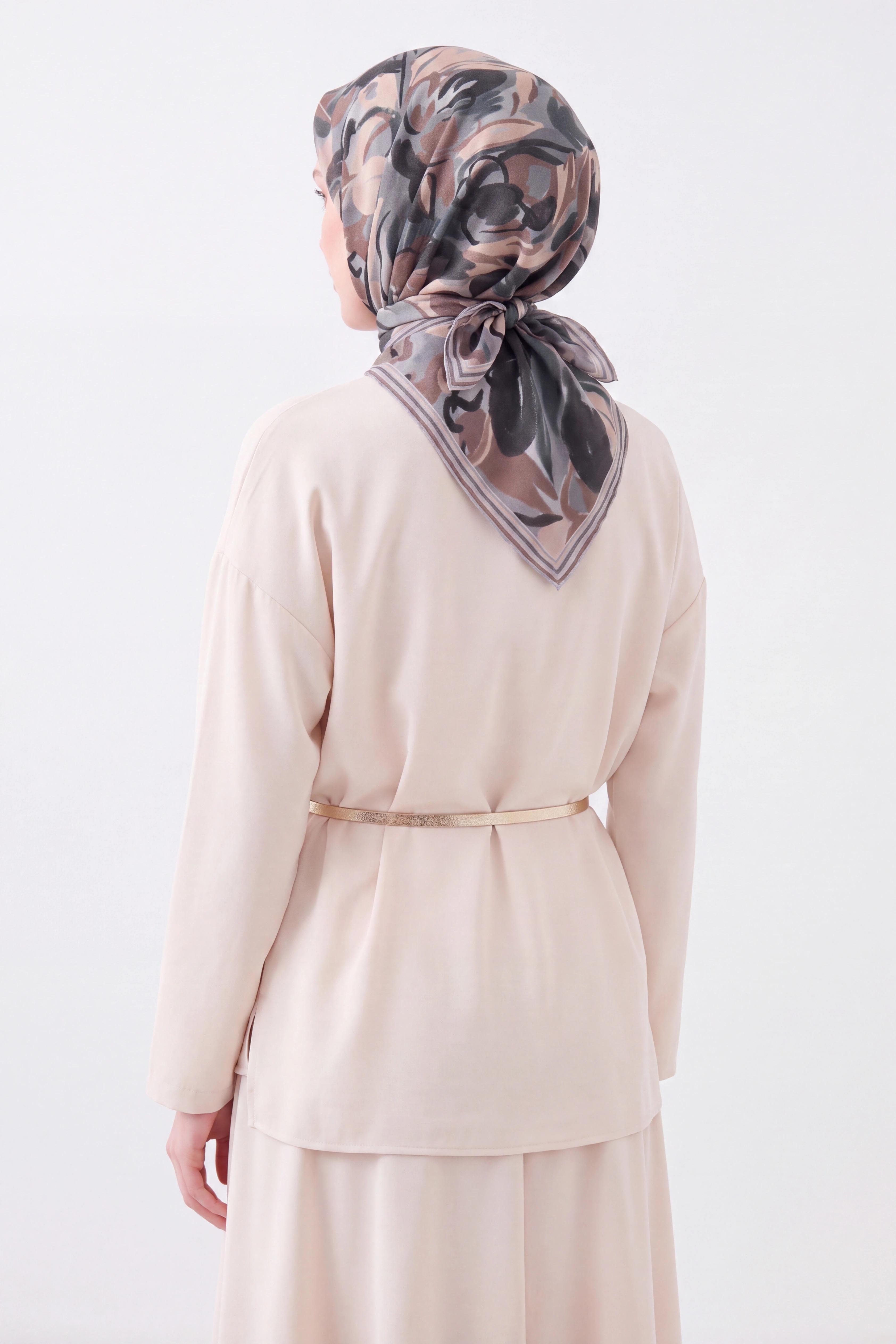 Soft Eşarp Painterly Floral Koyu Gri