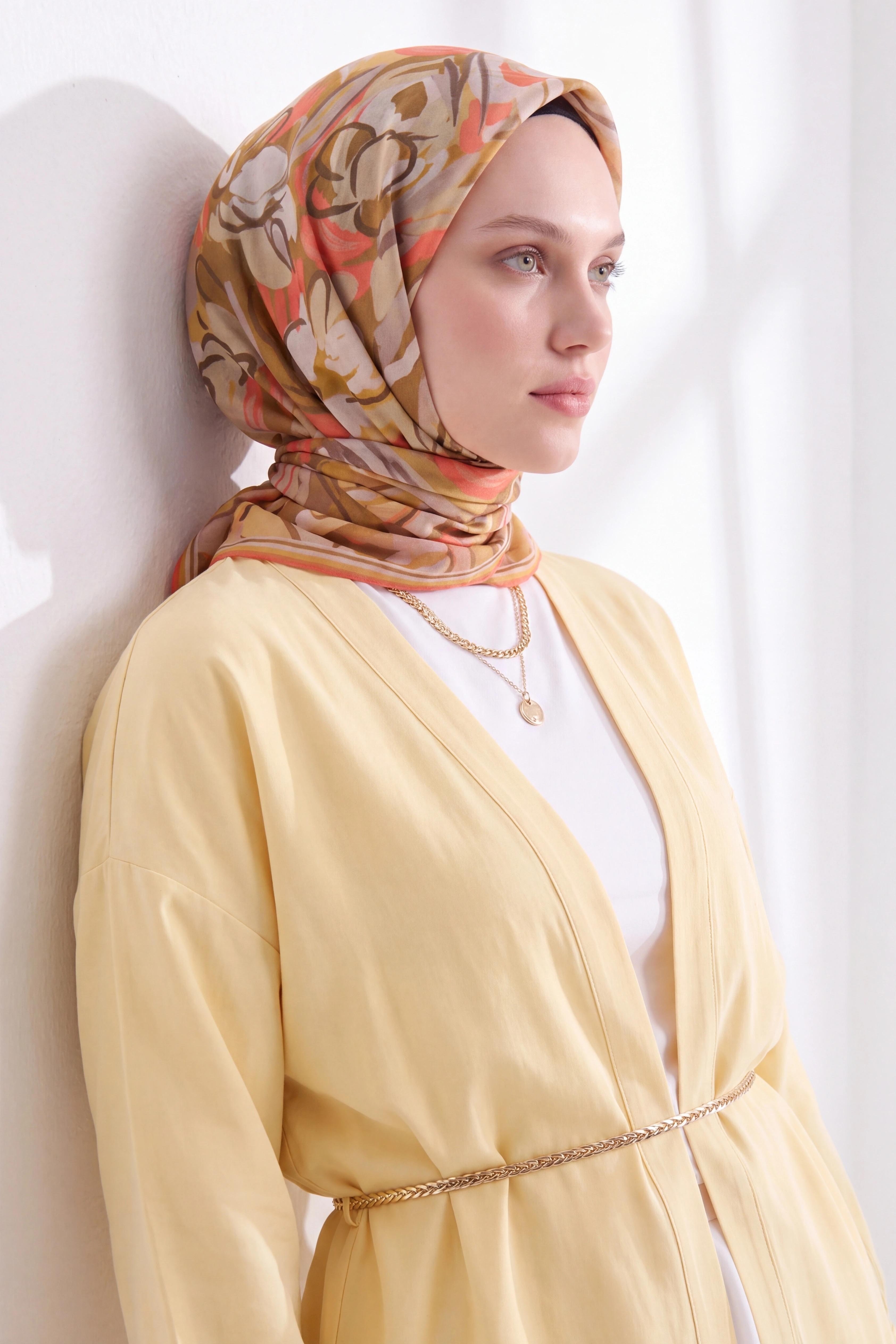 Soft Eşarp Painterly Floral Koyu Hardal