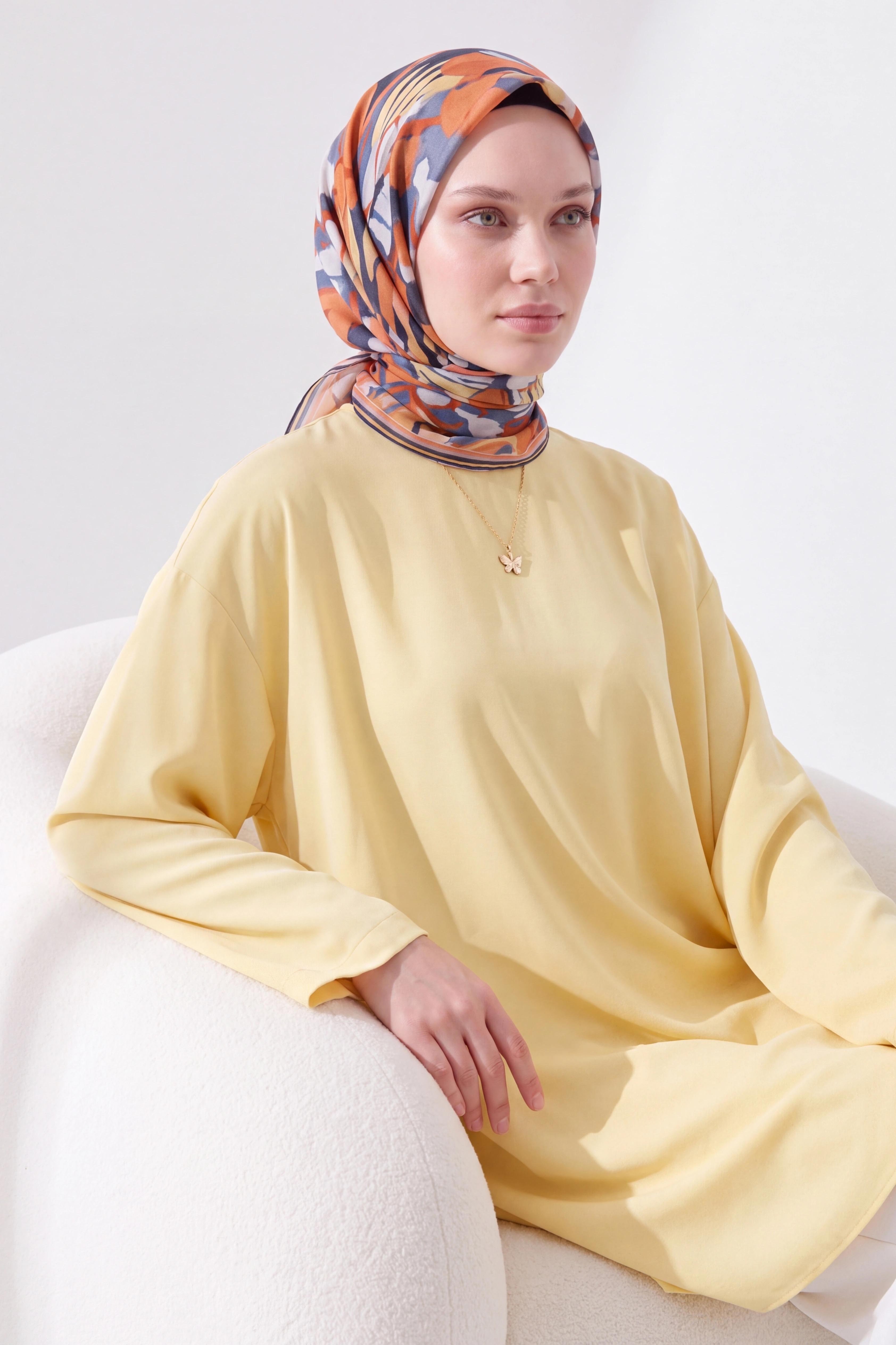 Soft Eşarp Painterly Floral Koyu İndigo