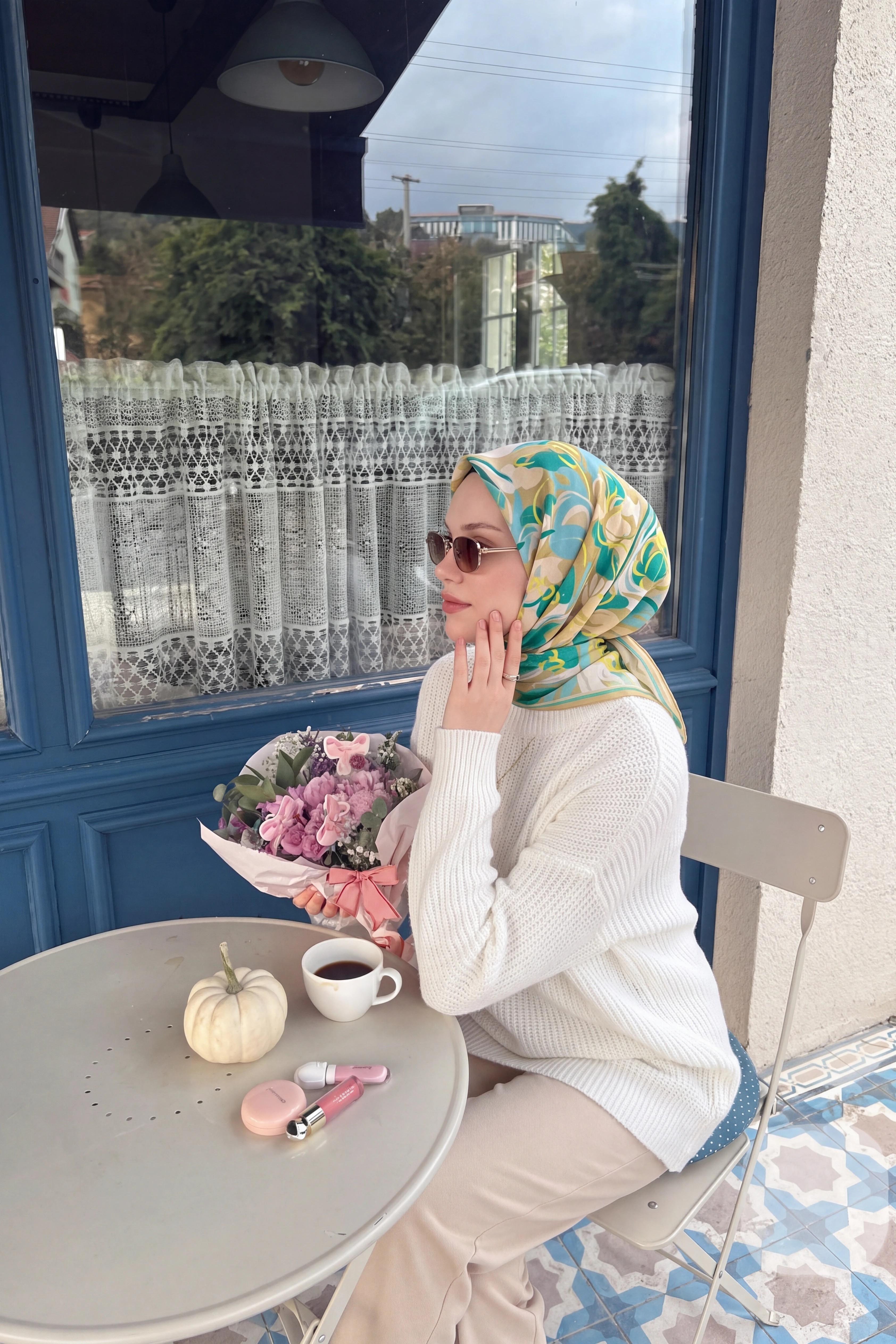 Soft Eşarp Painterly Floral Yeşil