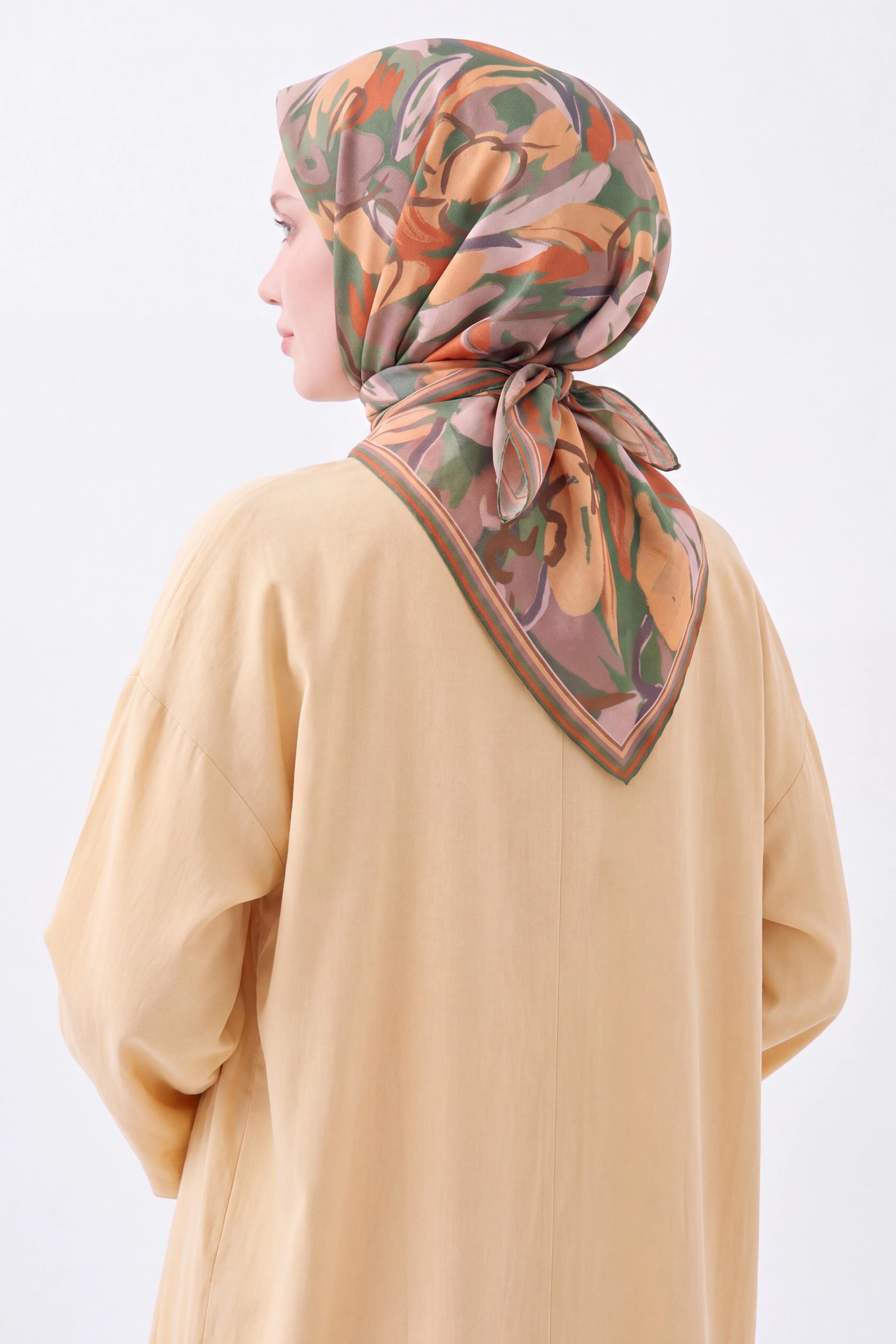 Soft Eşarp Painterly Floral Yeşil
