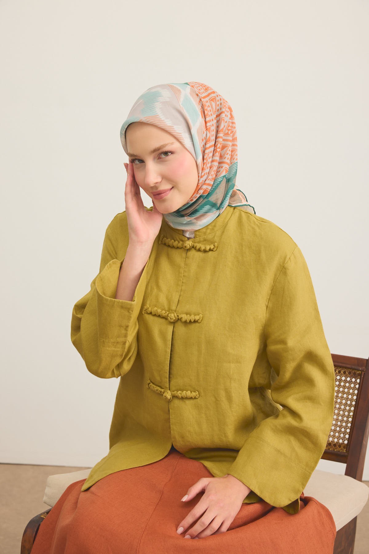 Soft Eşarp Urban Patch Koyu Yeşil