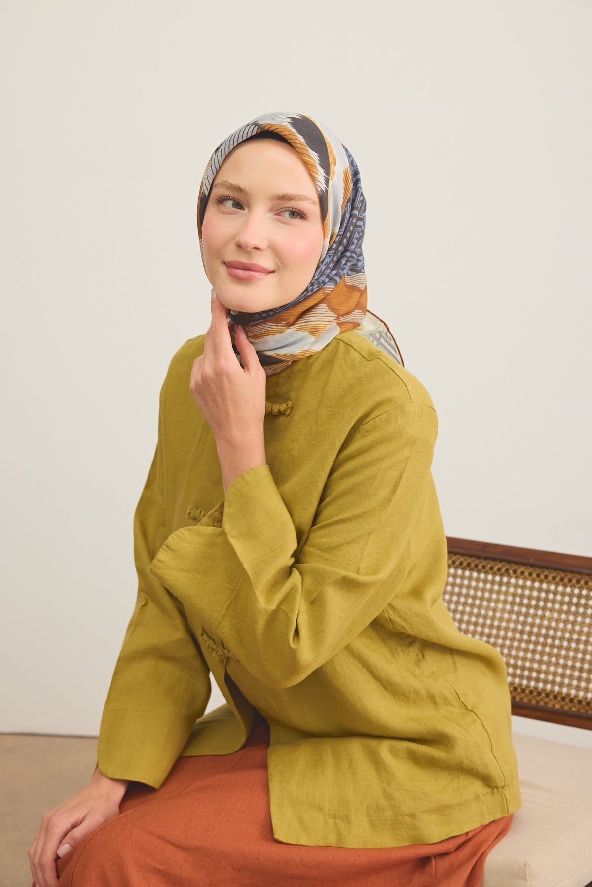 Soft Eşarp Urban Patch Tarçın