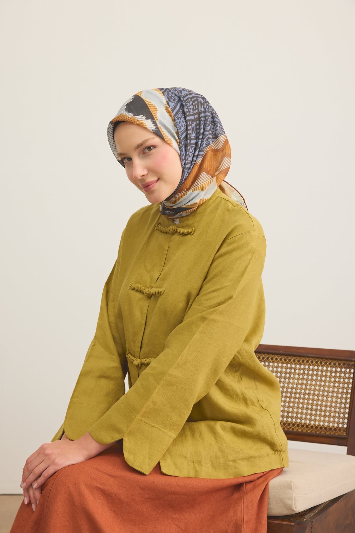 Soft Eşarp Urban Patch Tarçın
