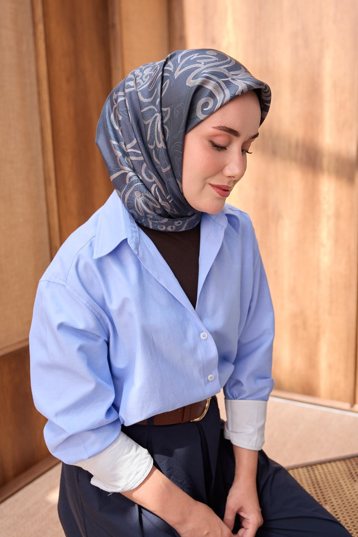 Twill İpek Eşarp Floral Paisley Gece Mavisi