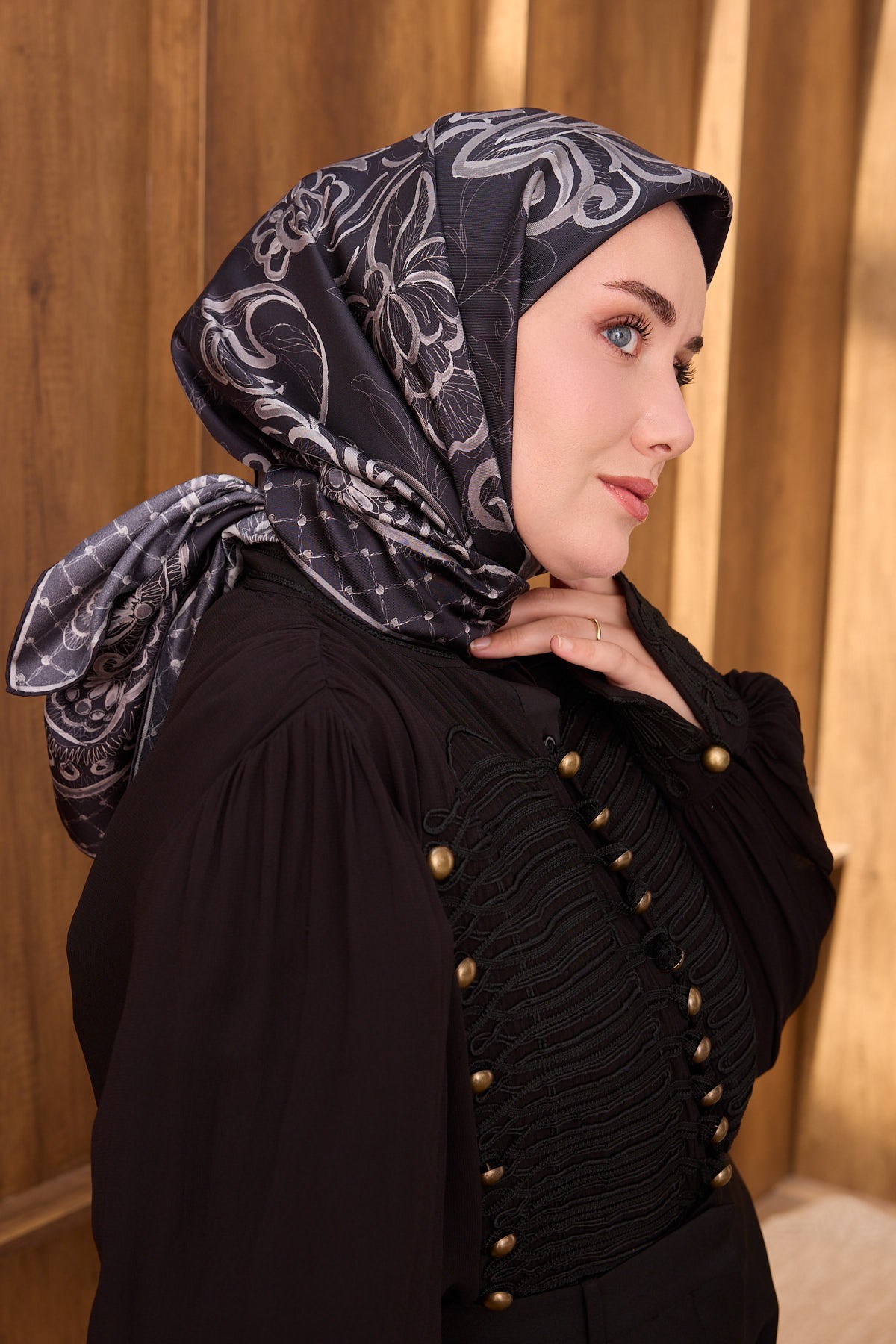 Twill İpek Eşarp Floral Paisley Koyu Lacivert