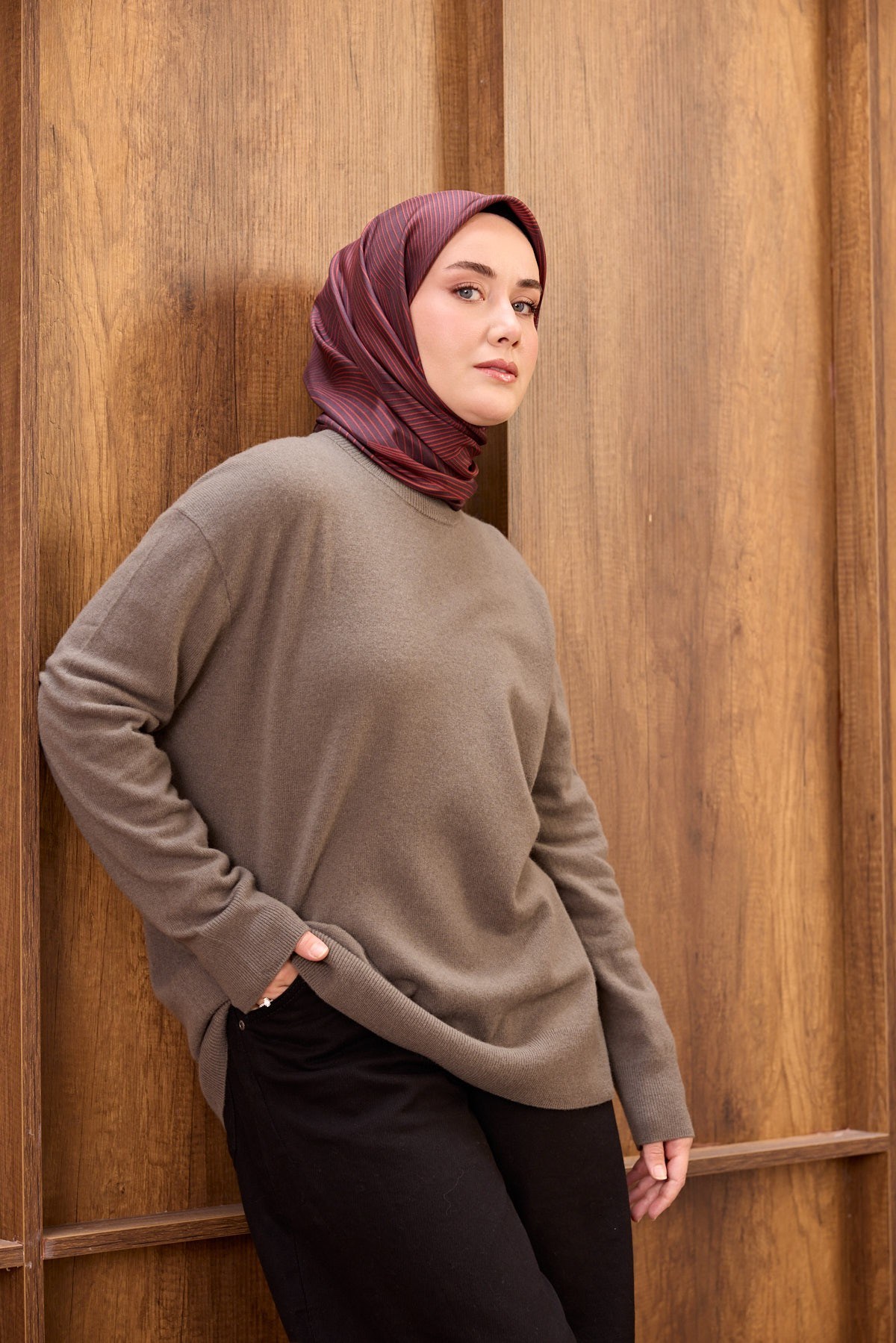Twill İpek Eşarp Fluid Lines Bordo