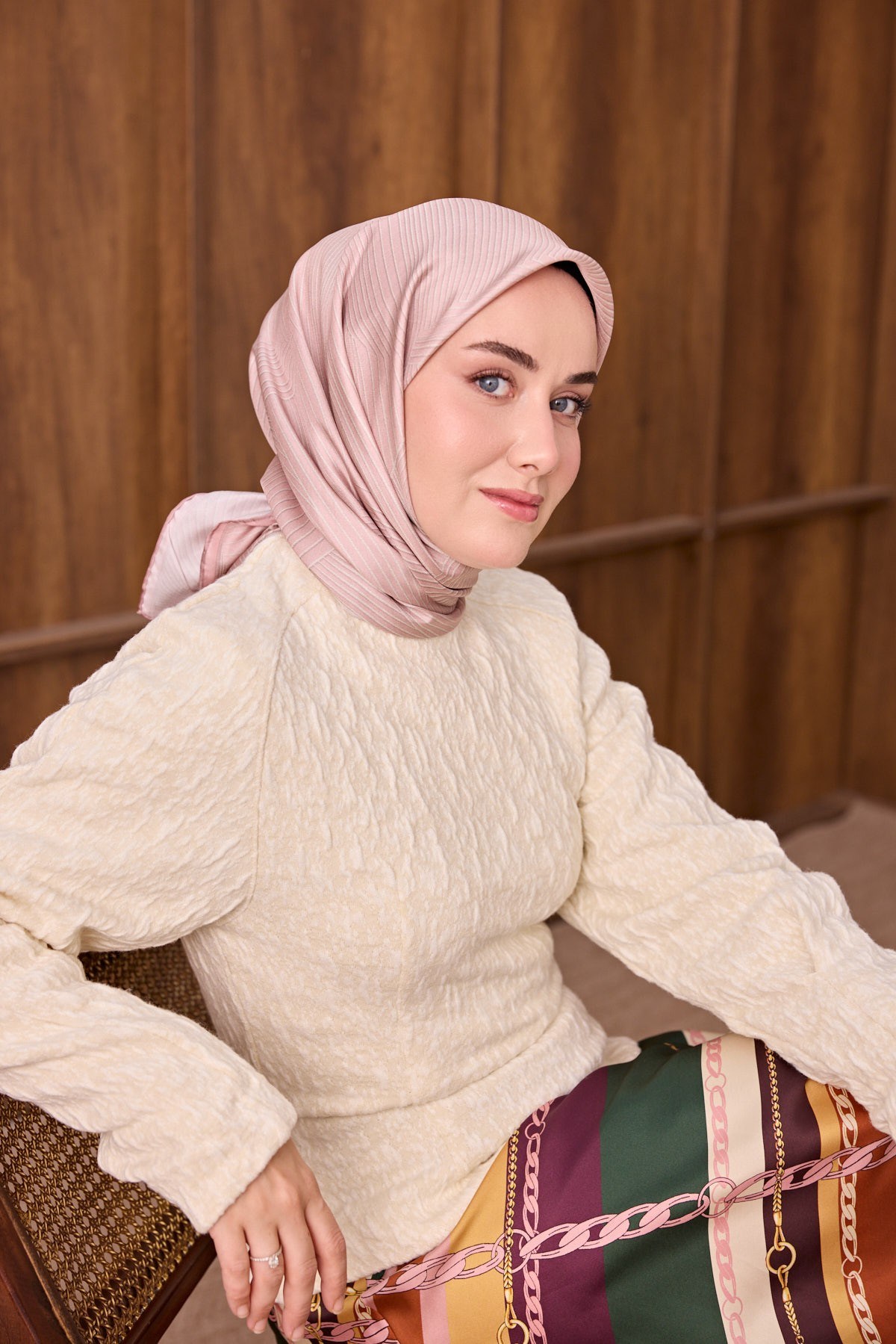 Twill İpek Eşarp Fluid Lines Pudra Pembe