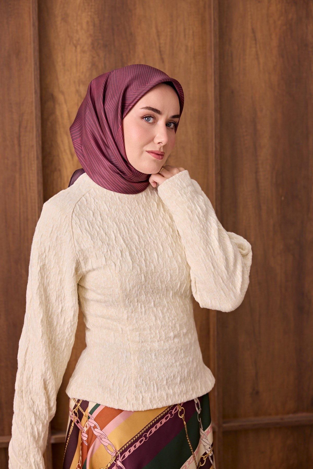 Twill İpek Eşarp Fluid Lines Vişne
