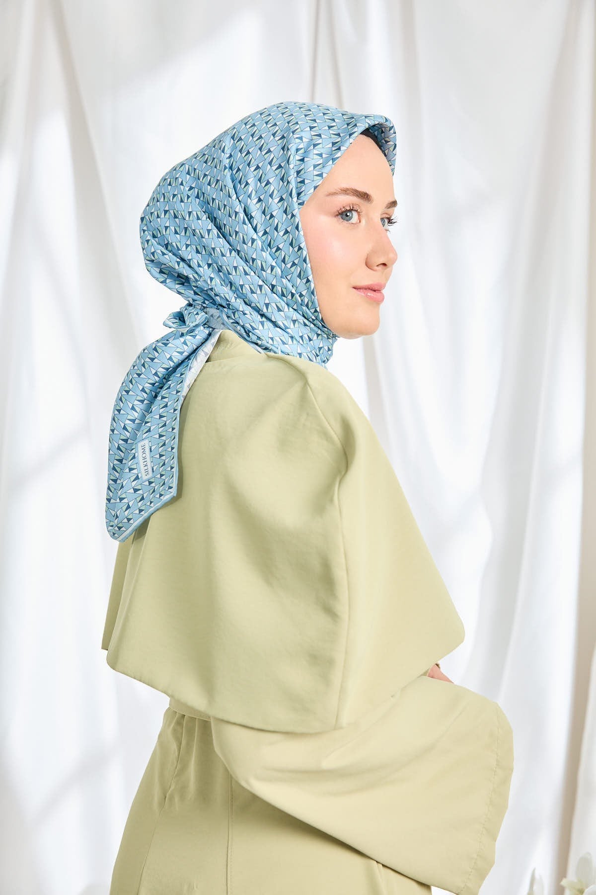 Twill İpek Eşarp Geometric Pattern Mavi