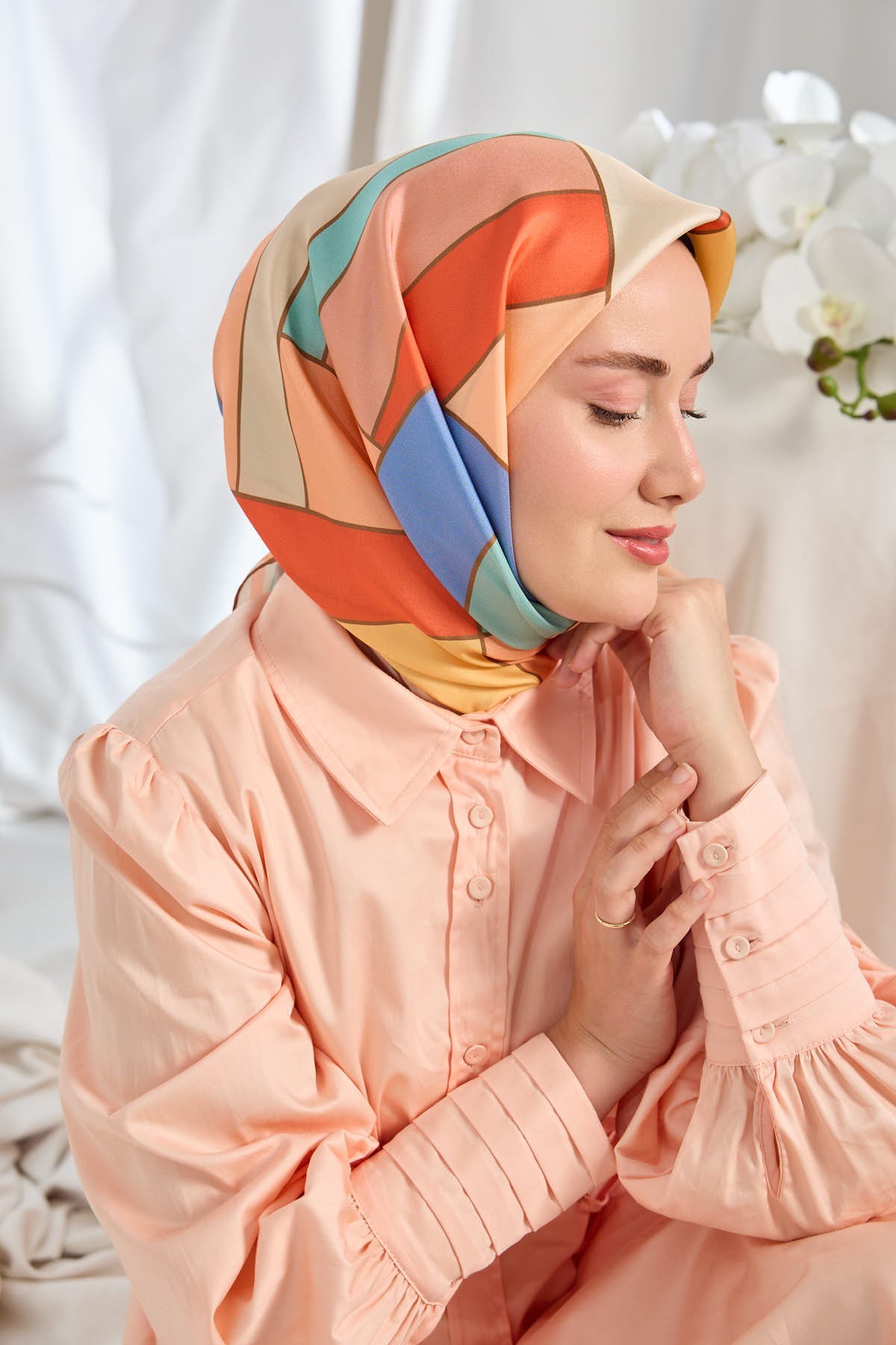 Twill İpek Eşarp Mid-Century Yavruağzı