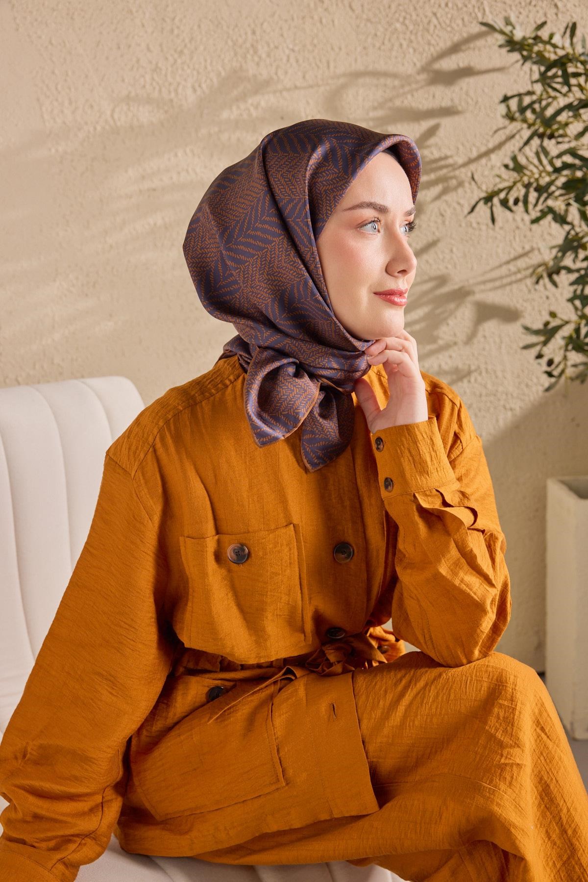 Twill İpek Eşarp Minimal Desen Koyu Lacivert 90x90