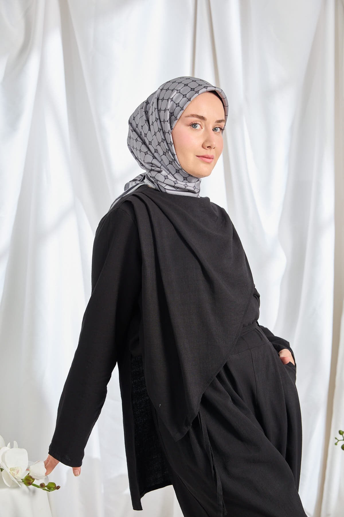 Twill İpek Eşarp Monogram Lacivert