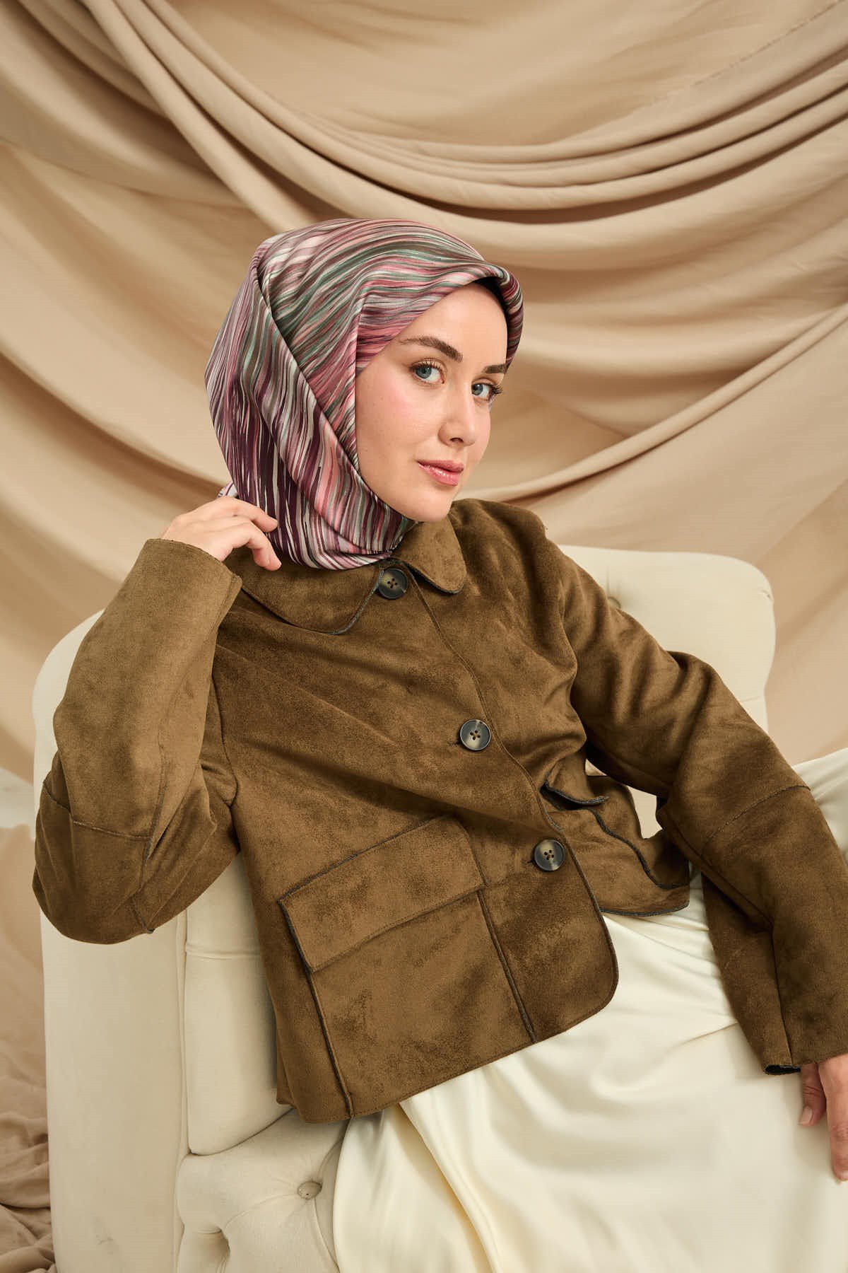 Twill İpek Eşarp Pudra-Yeşil Tonlu Kaymaz Tok Duruşlu Kumaş 90X90