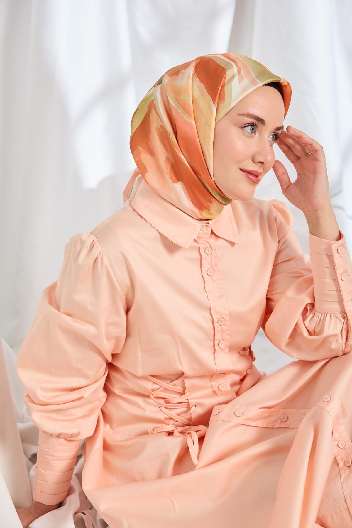Twill İpek Eşarp Watercolor Yavruağzı