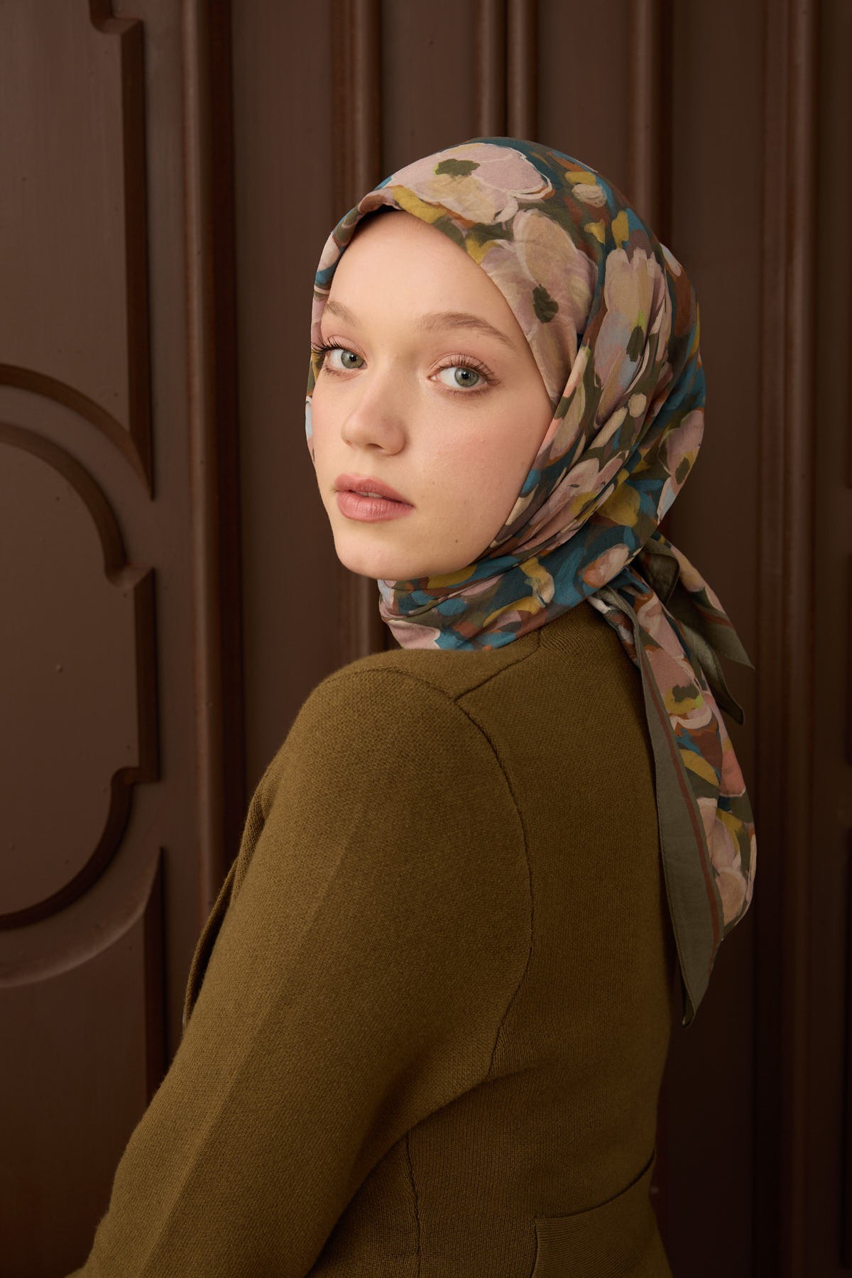 Velora Eşarp Flower Haki