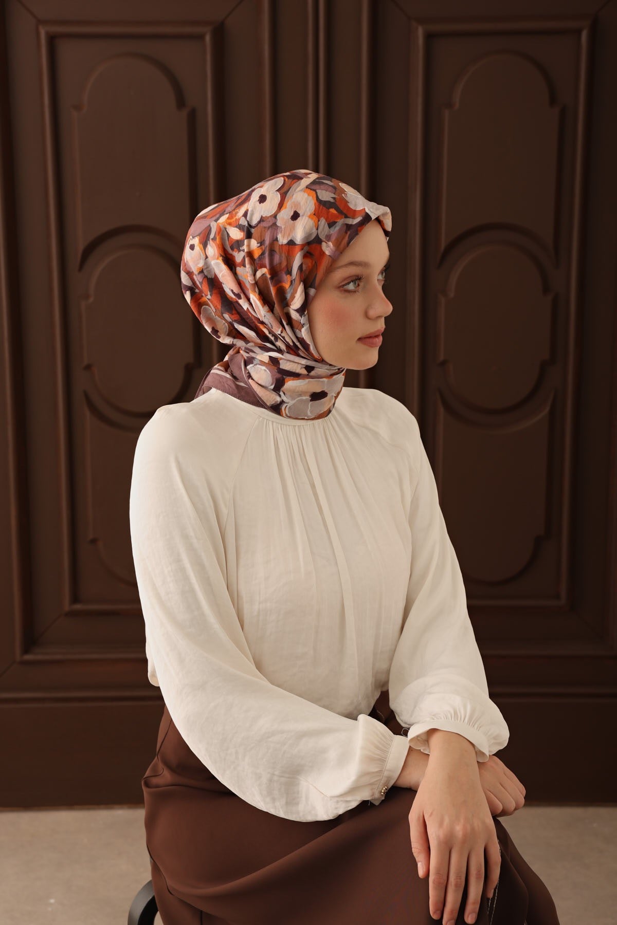 Velora Eşarp Flower Koyu Vizon
