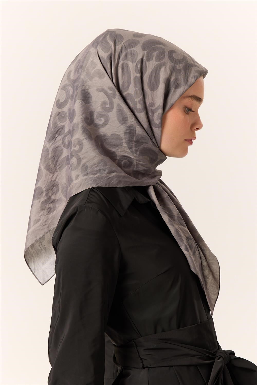 Viskon Karışımlı Velora Eşarp Gri-Füme Desenli Yumuşak Dokulu Tok Duruşlu 90X90